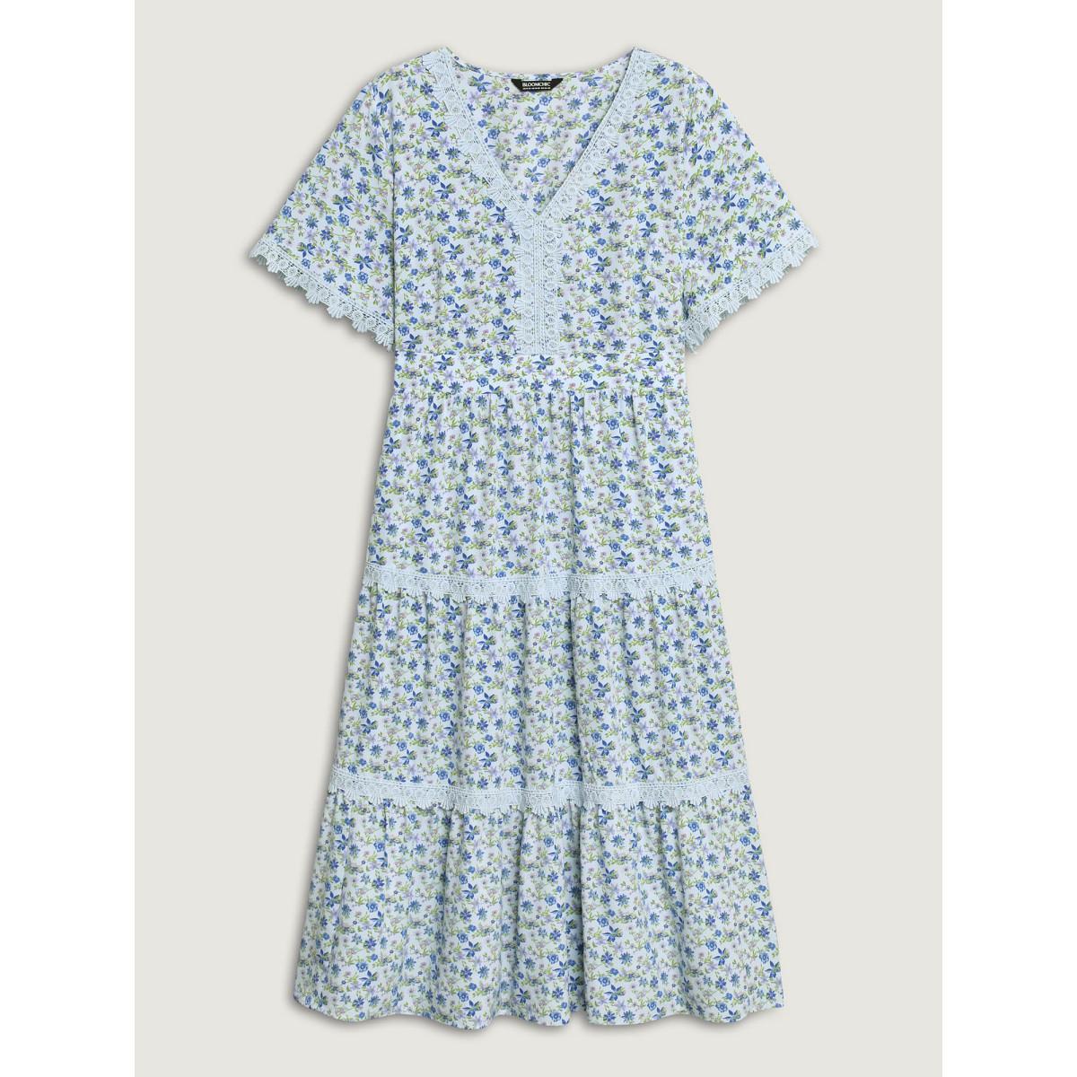 Plus Size Floral Print Lace Tiered Midi Dress LightBlue Women V-neck Short sleeve Curvy BloomChic 22-24/3X Product Image