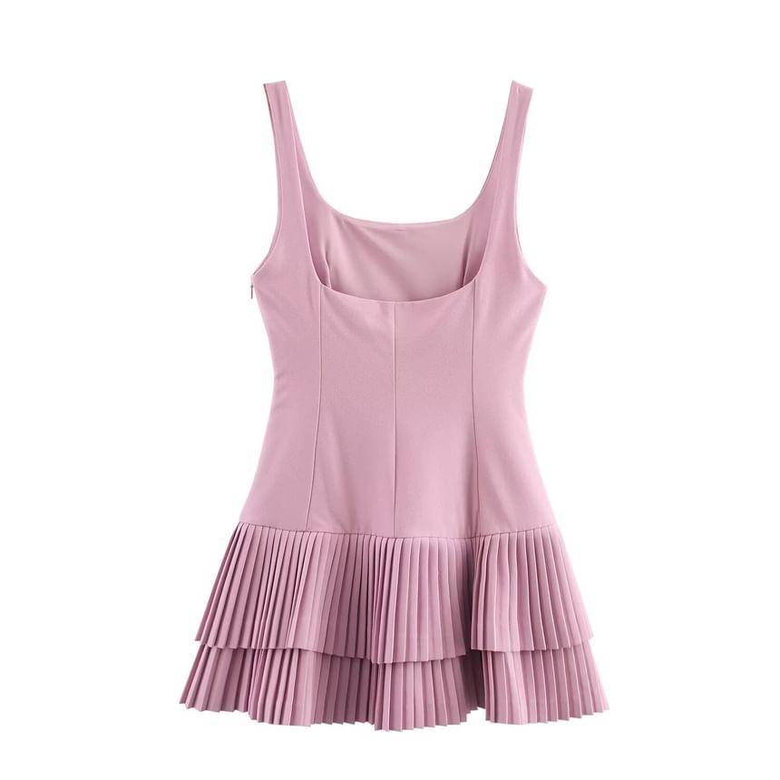 Sleeveless Scoop Neck Plain Accordion Pleated Tiered Romper Product Image