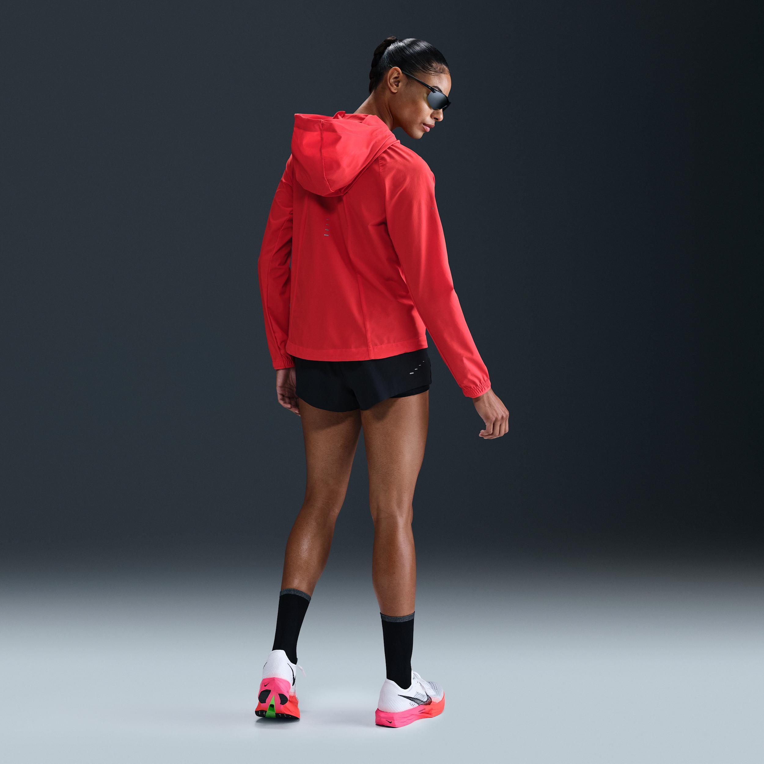 Nike Women's Swift Repel Packable Running Jacket Product Image