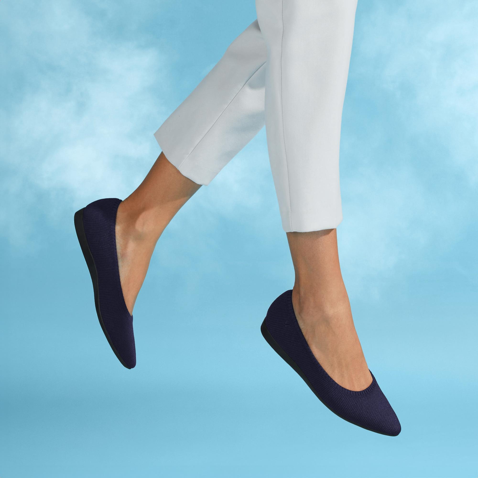 Lightweight Pointed-Ballet Flats (Aria Walker) Product Image