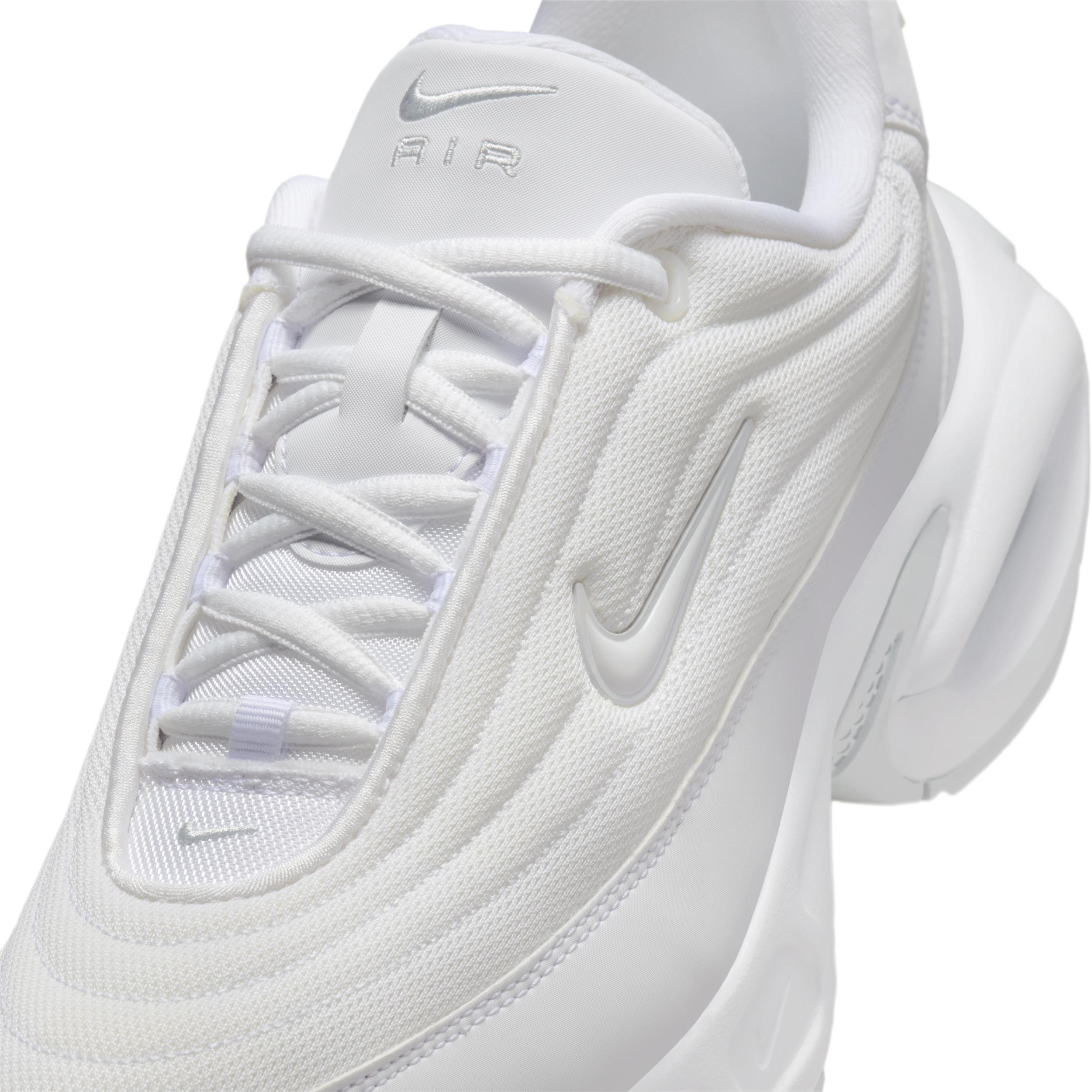 Nike Women's Air Max Portal Shoes Product Image