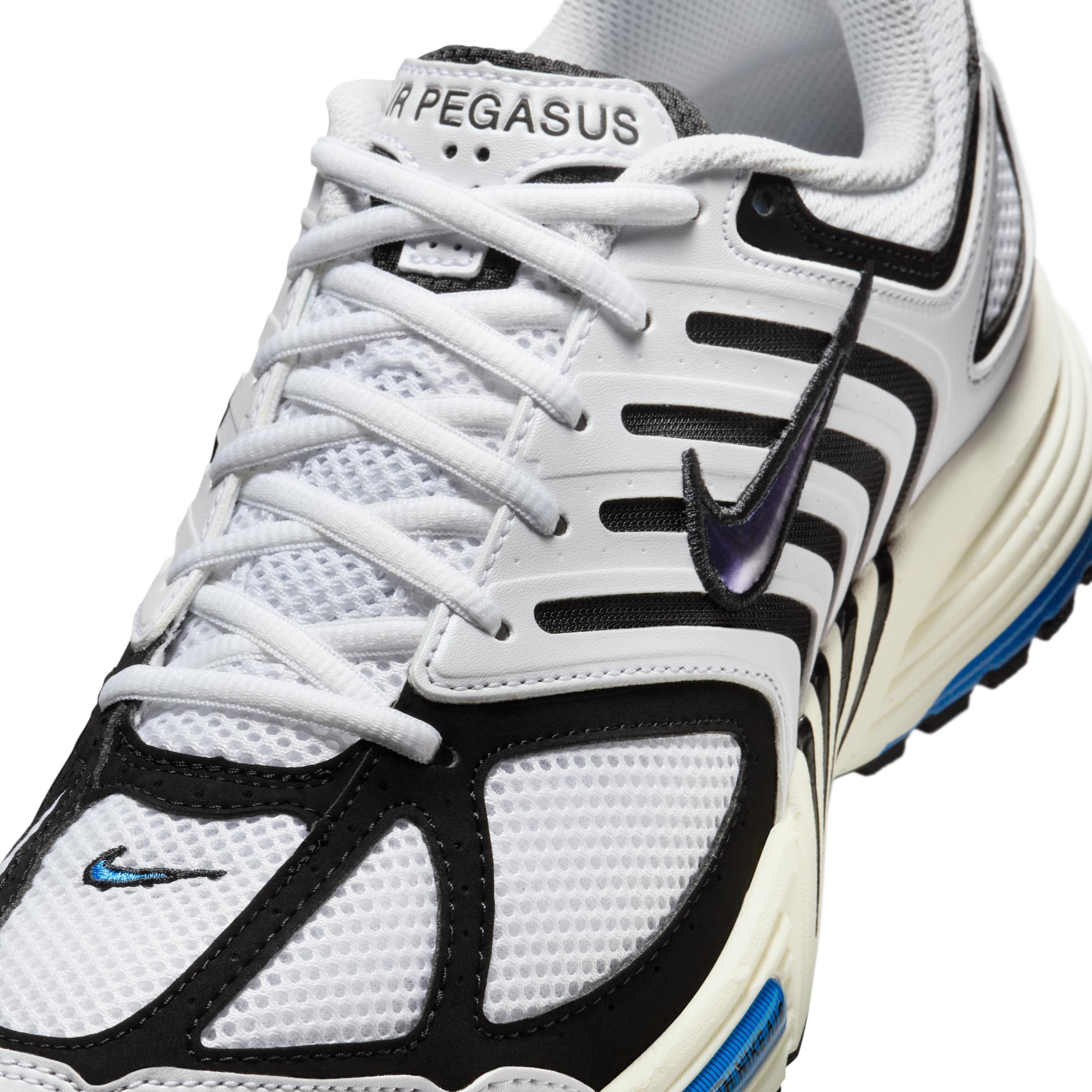 Nike Men's Air Pegasus 2005 Shoes Product Image