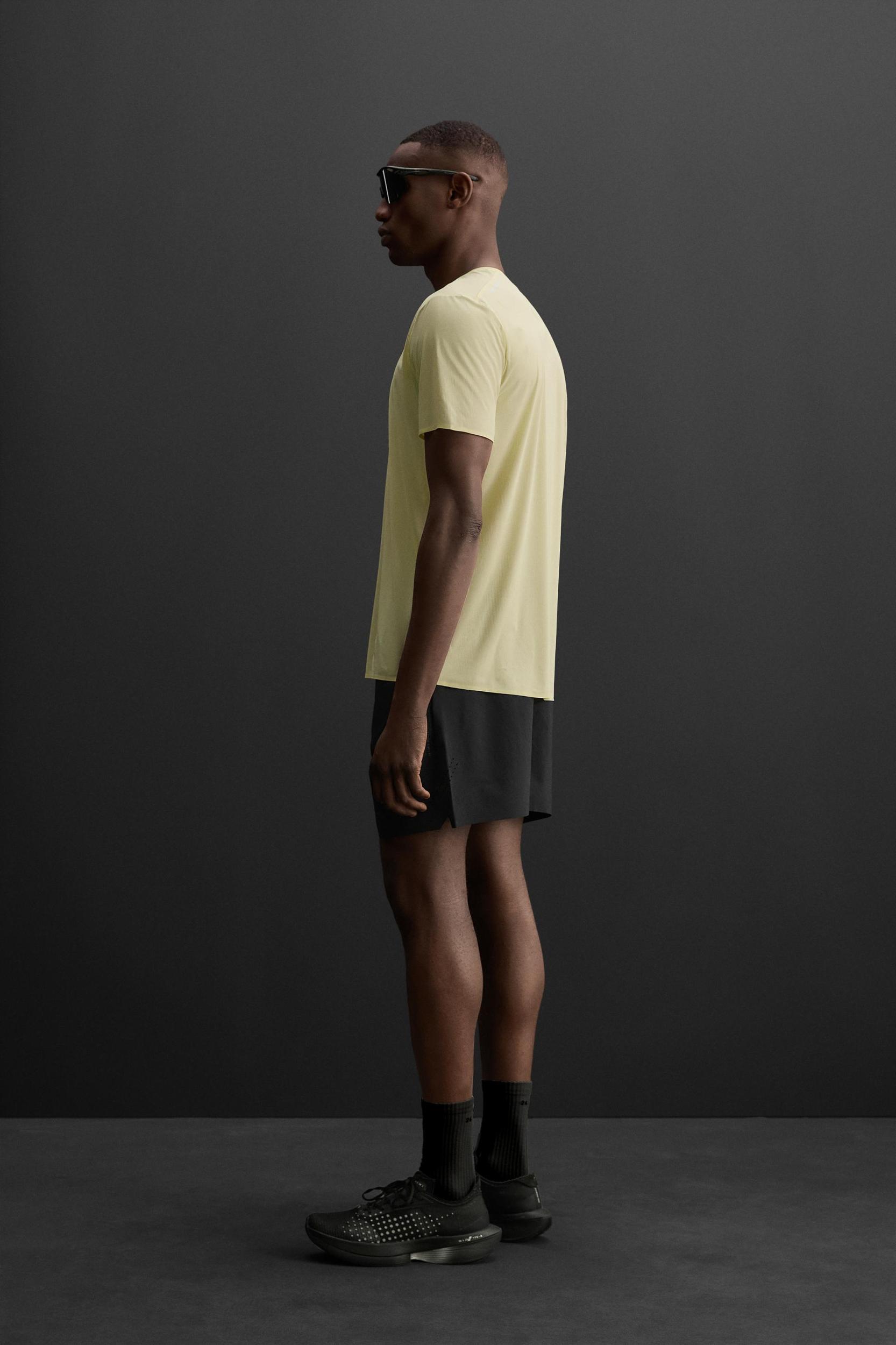 LIGHTWEIGHT TECHNICAL T-SHIRT Product Image