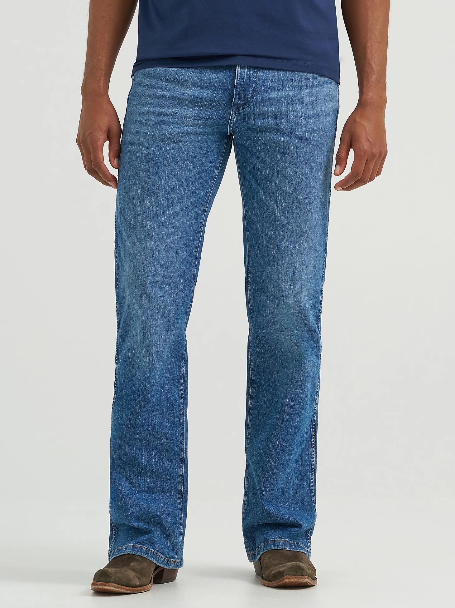 Men's Loose Bootcut Jean in Nightfall Product Image
