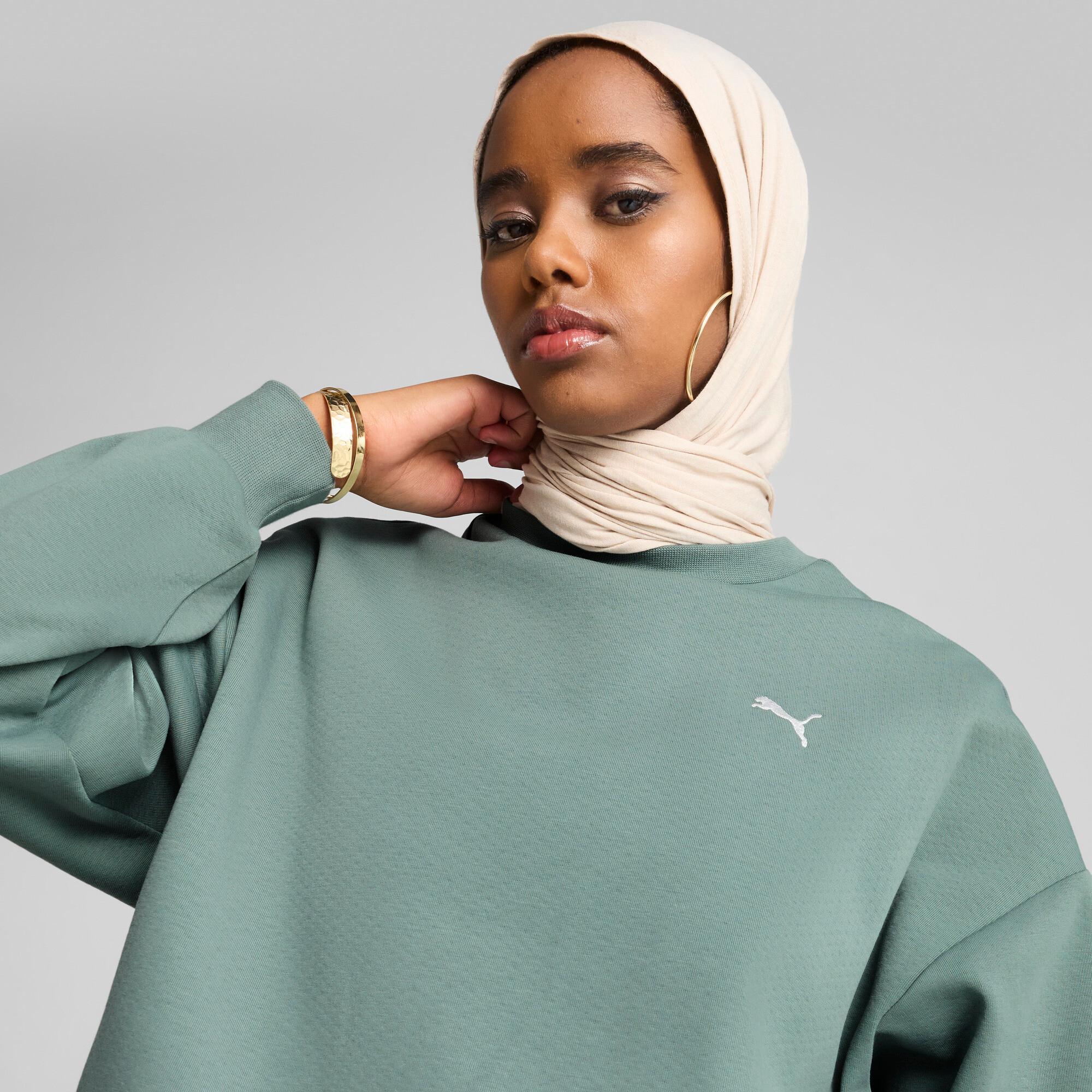 PUMA Wardrobe Essentials Womens Oversized Crew Sweatshirt Product Image