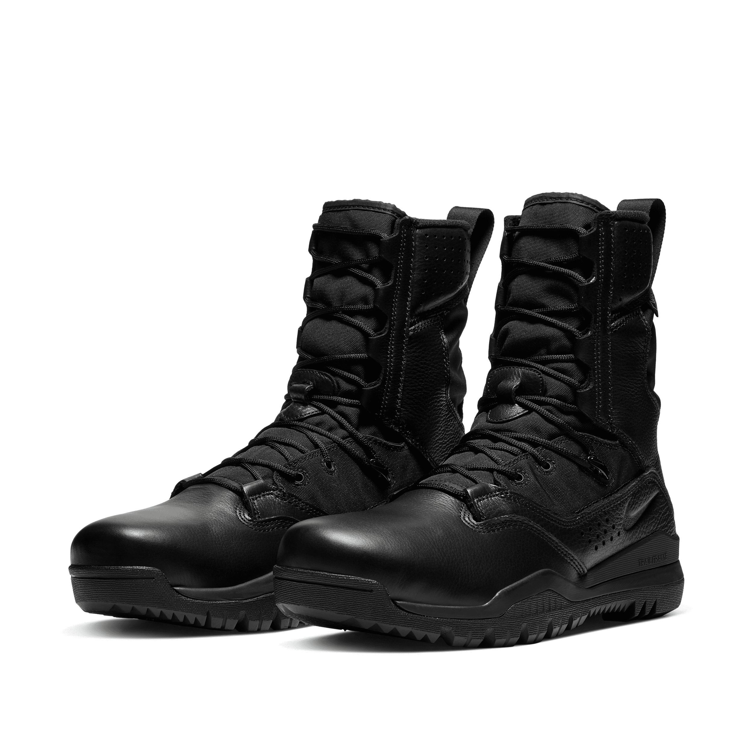 Nike Men's SFB Field 2 8" GORE-TEX Tactical Boots Product Image