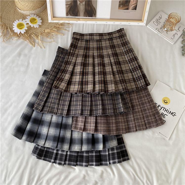 High Waist Plaid Pleated Mini Skirt Product Image