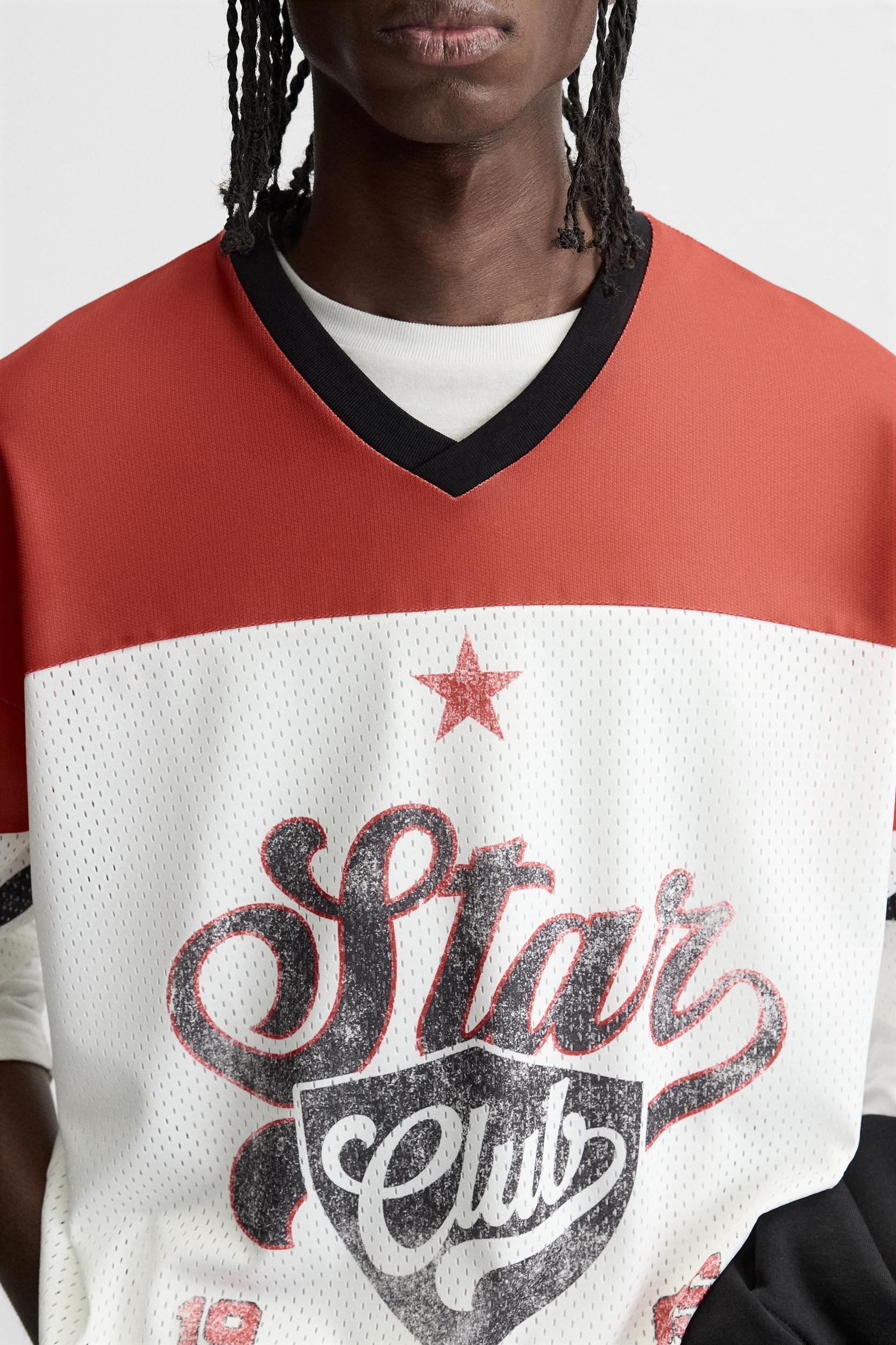 RETRO AMERICAN FOOTBALL T-SHIRT Product Image