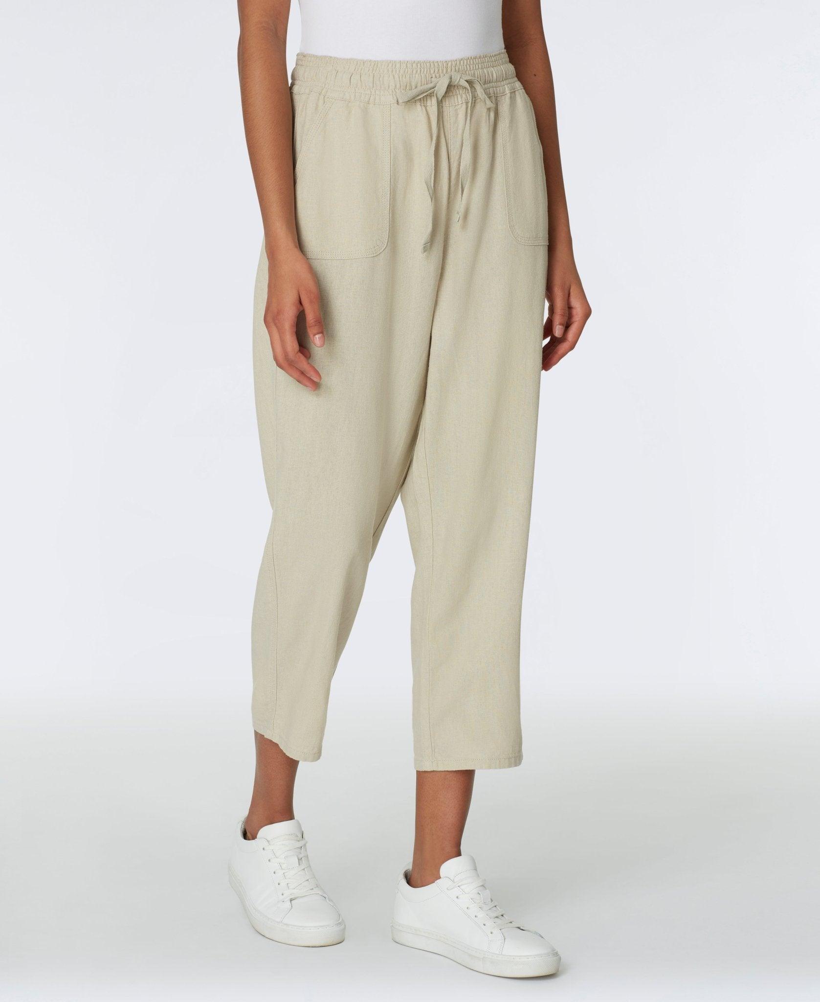 Westport Signature Pull on Capri Product Image