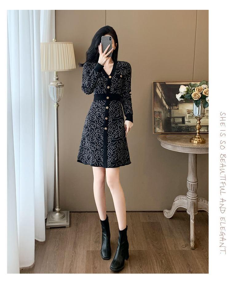 Long-Sleeve V-Neck Floral Knit Mini A-Line Dress Product Image