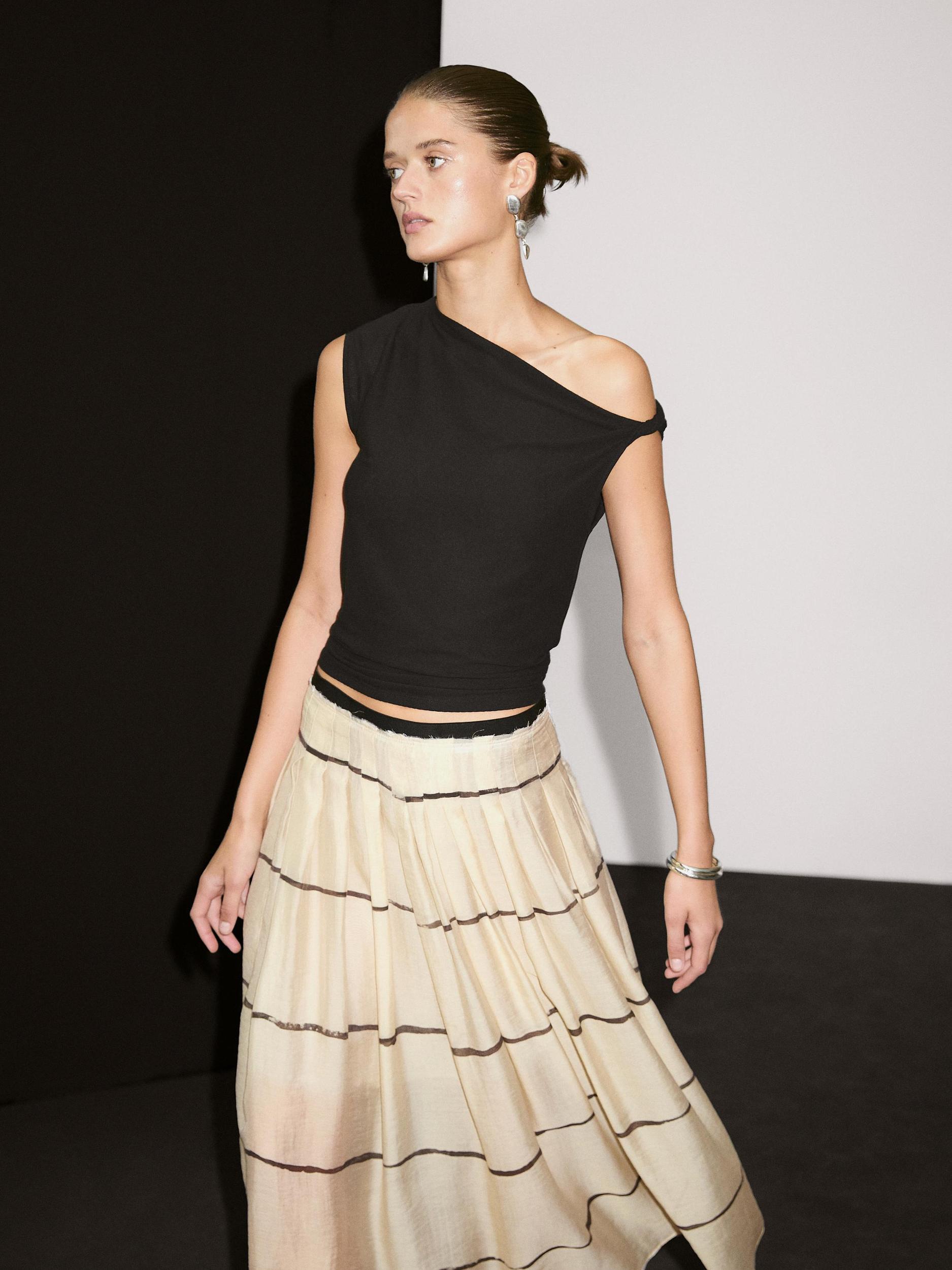 Striped flowing midi skirt Product Image