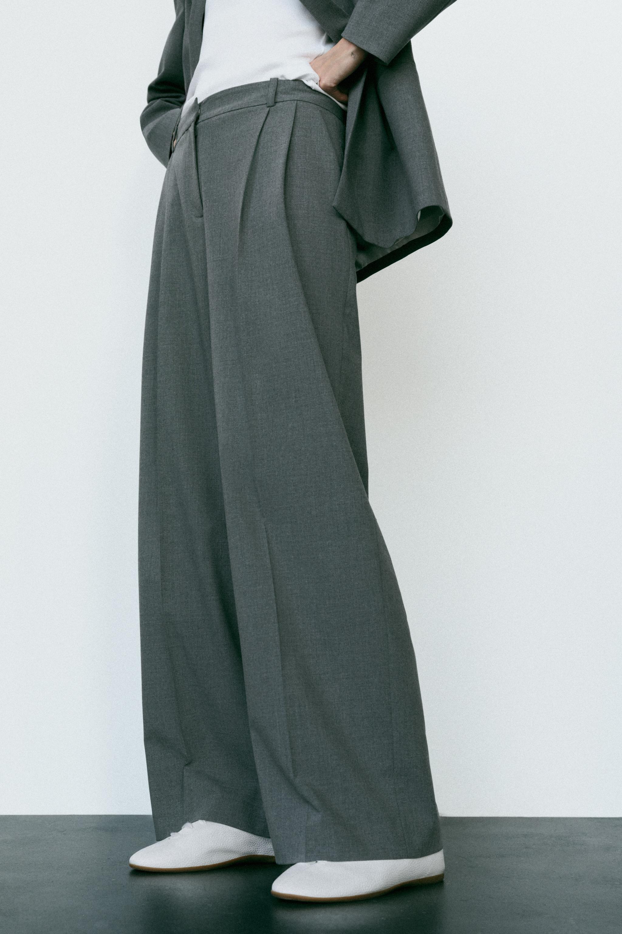 WIDE LEG PANTS WITH DARTS Product Image