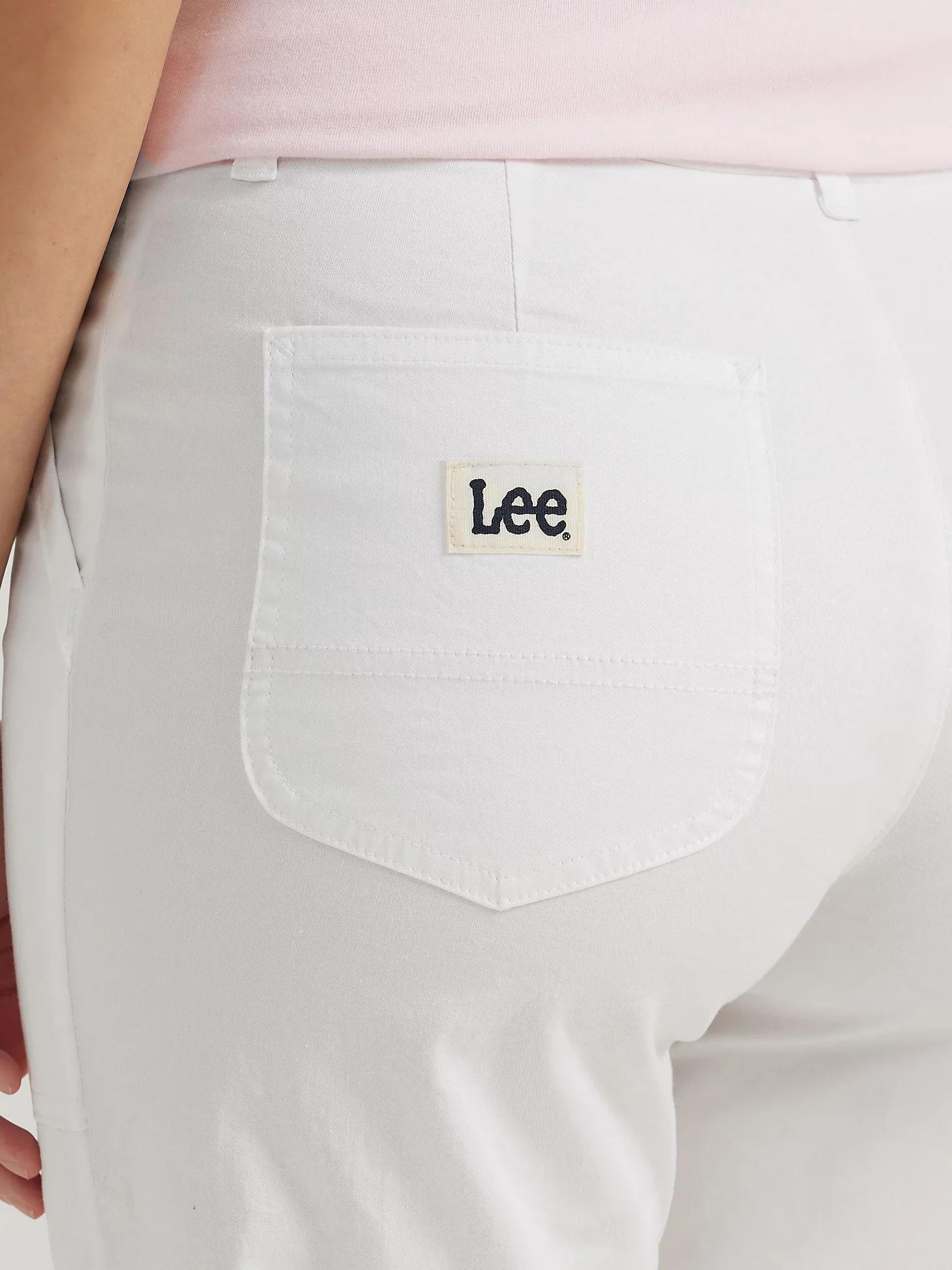 Women's Ultra Lux Comfort with Flex-to-Go Relaxed Fit Utility Skimmer | Women's Capris & Crops | Lee® Product Image