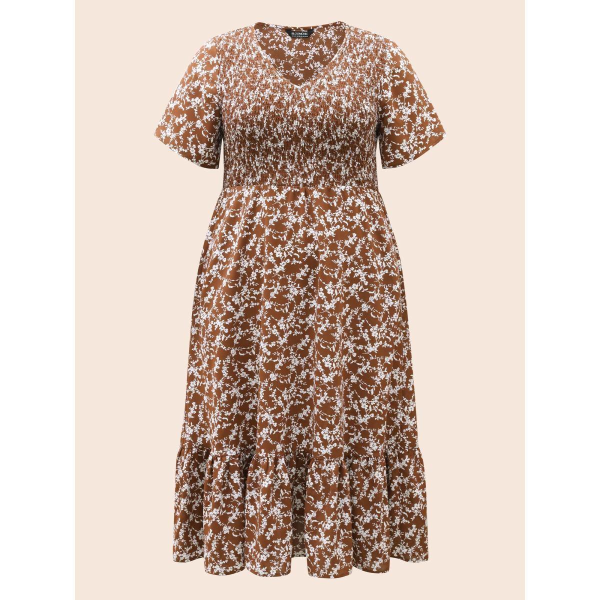Plus Size Ditsy Floral Shirred Ruffle Hem Dress Browncoffeecolor Women Elegant Shirred V-neck Short sleeve Curvy BloomChic 26/4X Product Image