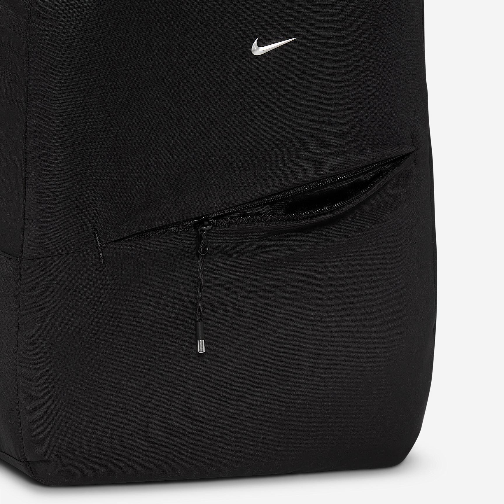 Nike Unisex Aura Backpack (24L) | HF7007-010 Product Image