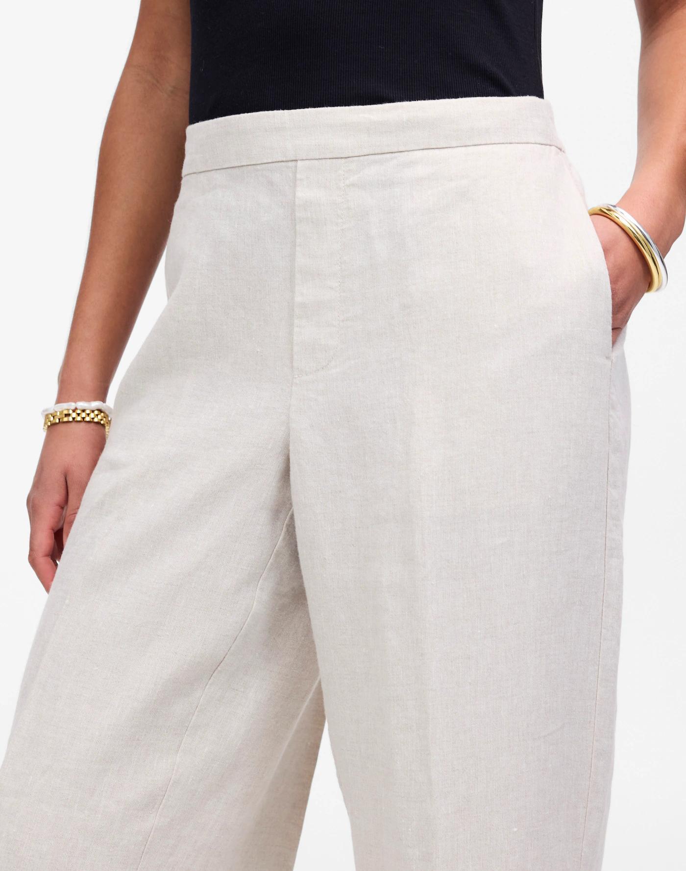 The Petite Easy Pull-On Pant in 100% Linen Product Image