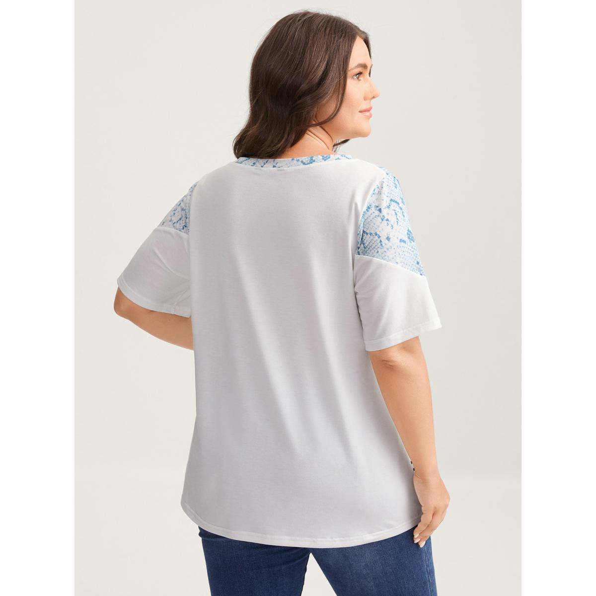 Plus Size Animal Print Waffle Grid T-Shirt Multicolor Women Contrast Round Neck Everyday-Casual T-shirts BloomChic 22-24/3X Product Image