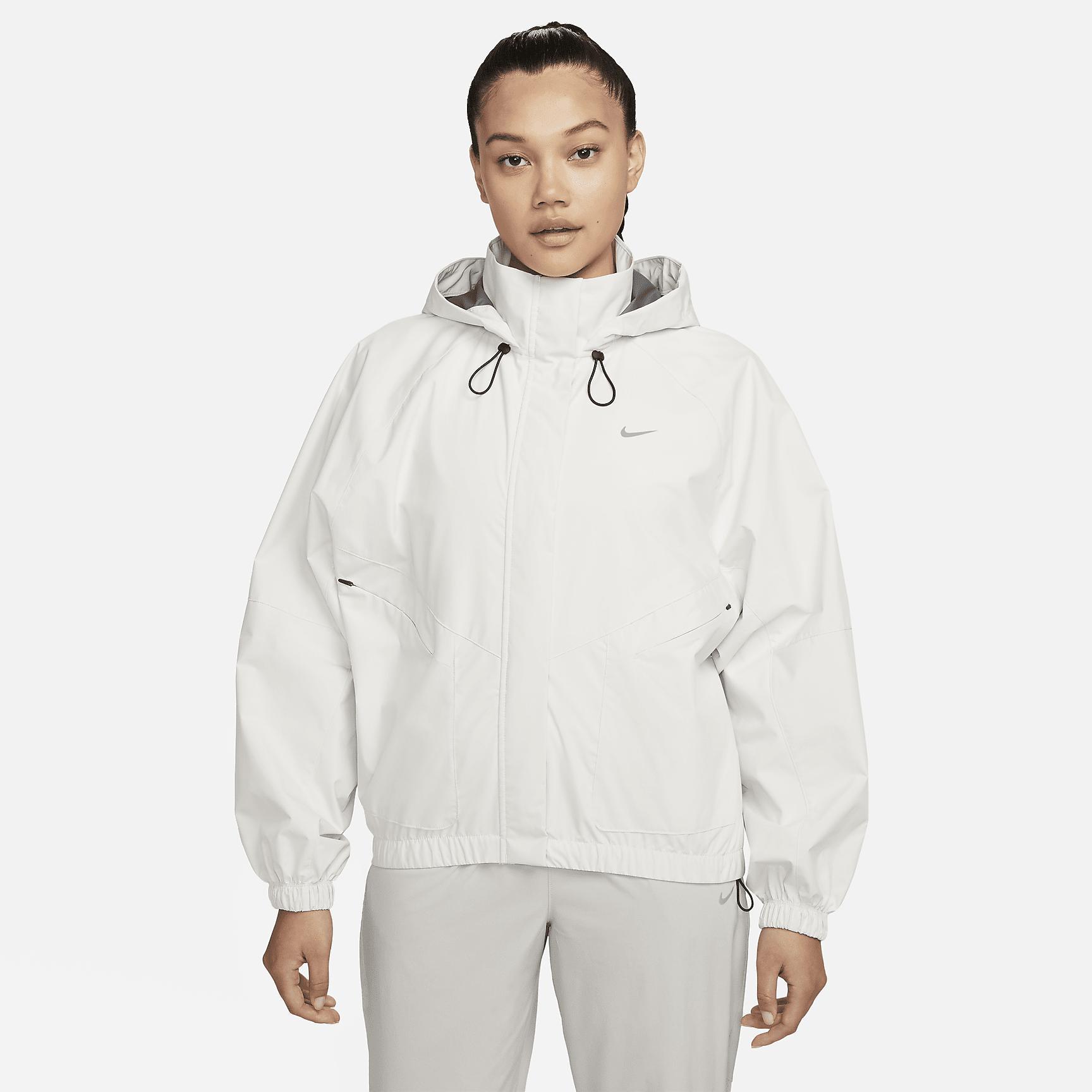 Nike Storm-FIT Swift Women's Running Jacket Product Image