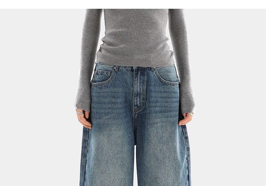 Mid Rise Washed Wide Leg Jeans Product Image