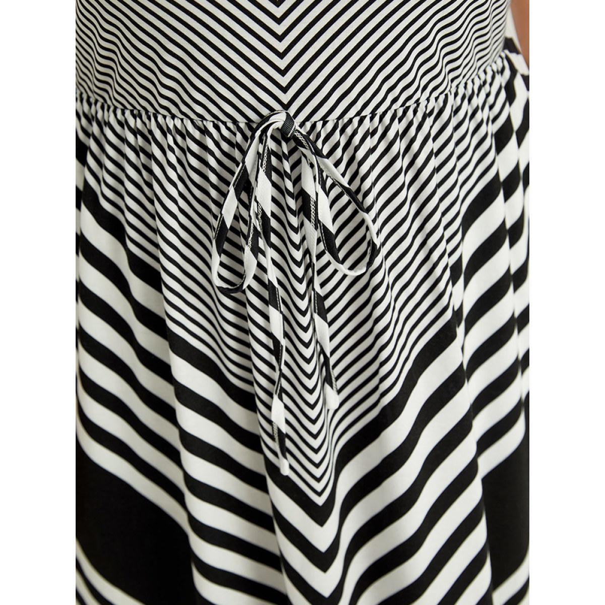 Plus Size Striped Patchwork Pocket Ties Flutter Hem Cami Dress Black Women Casual Adjustable Straps Spaghetti Strap Sleeveless Curvy Midi Dress BloomChic 18-20/2X Product Image