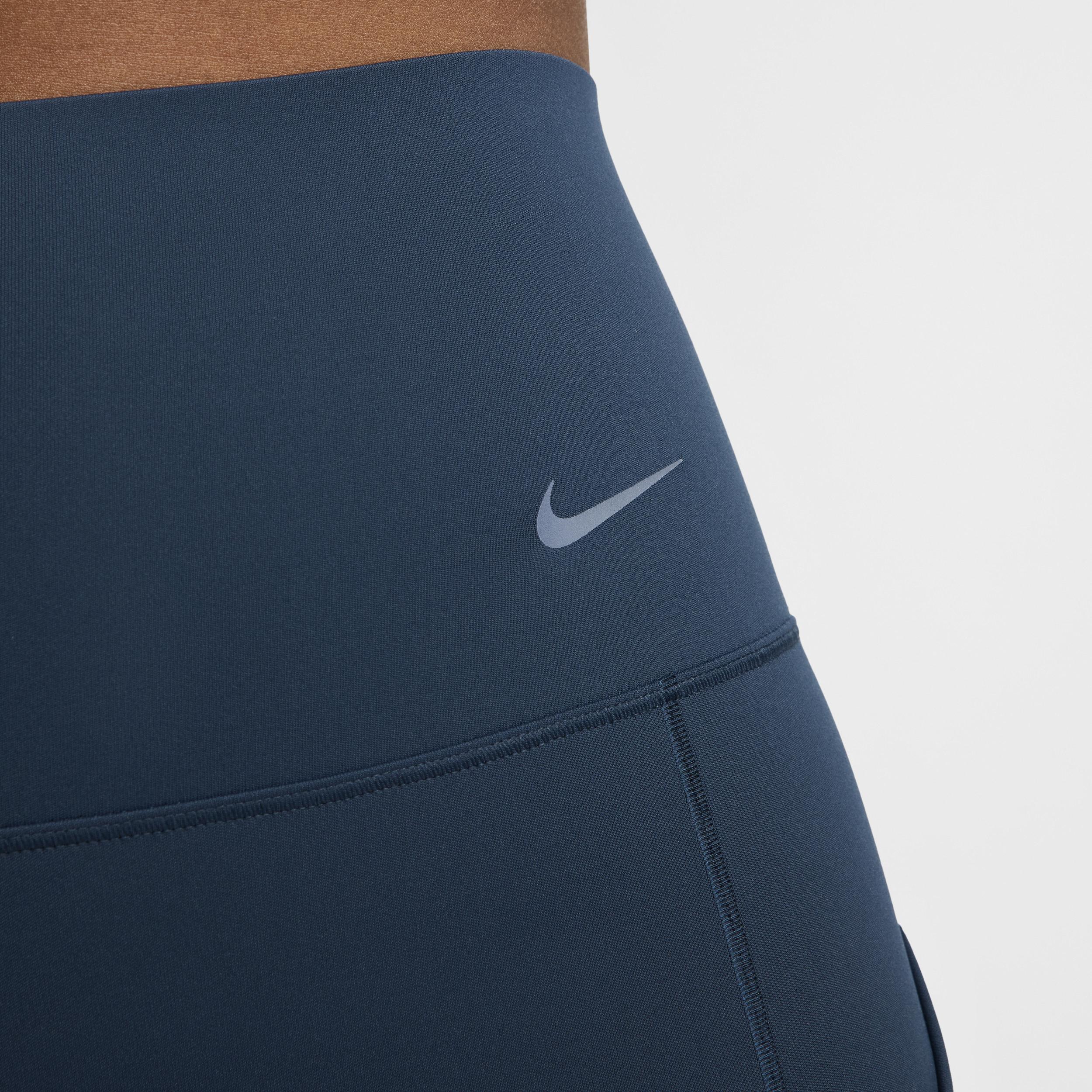 Nike Universa Women's Medium-Support High-Waisted 7/8 Leggings with Pockets Product Image