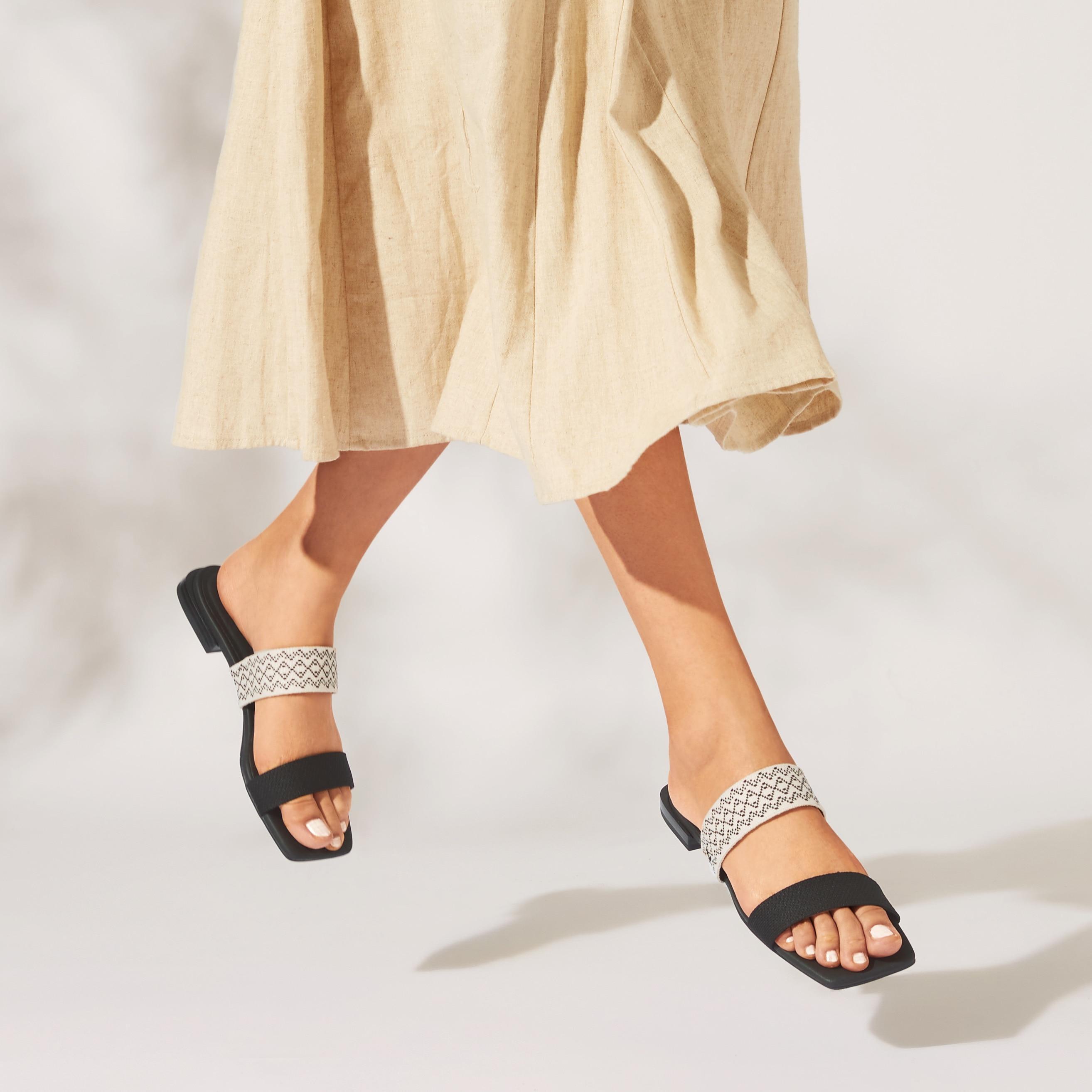 Square-Toe Slide Sandal (Maya) Product Image