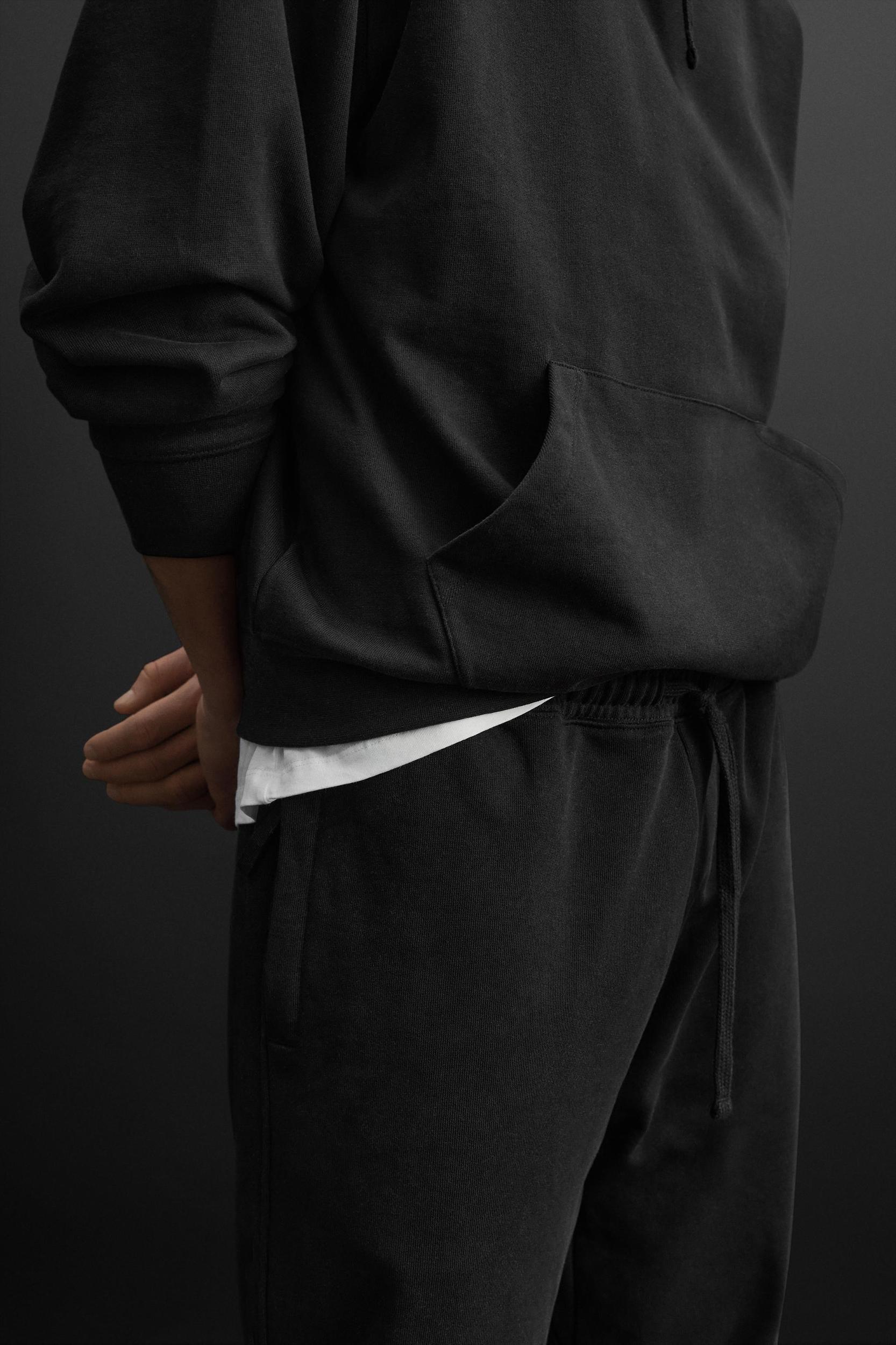 JOGGER PANTS Product Image