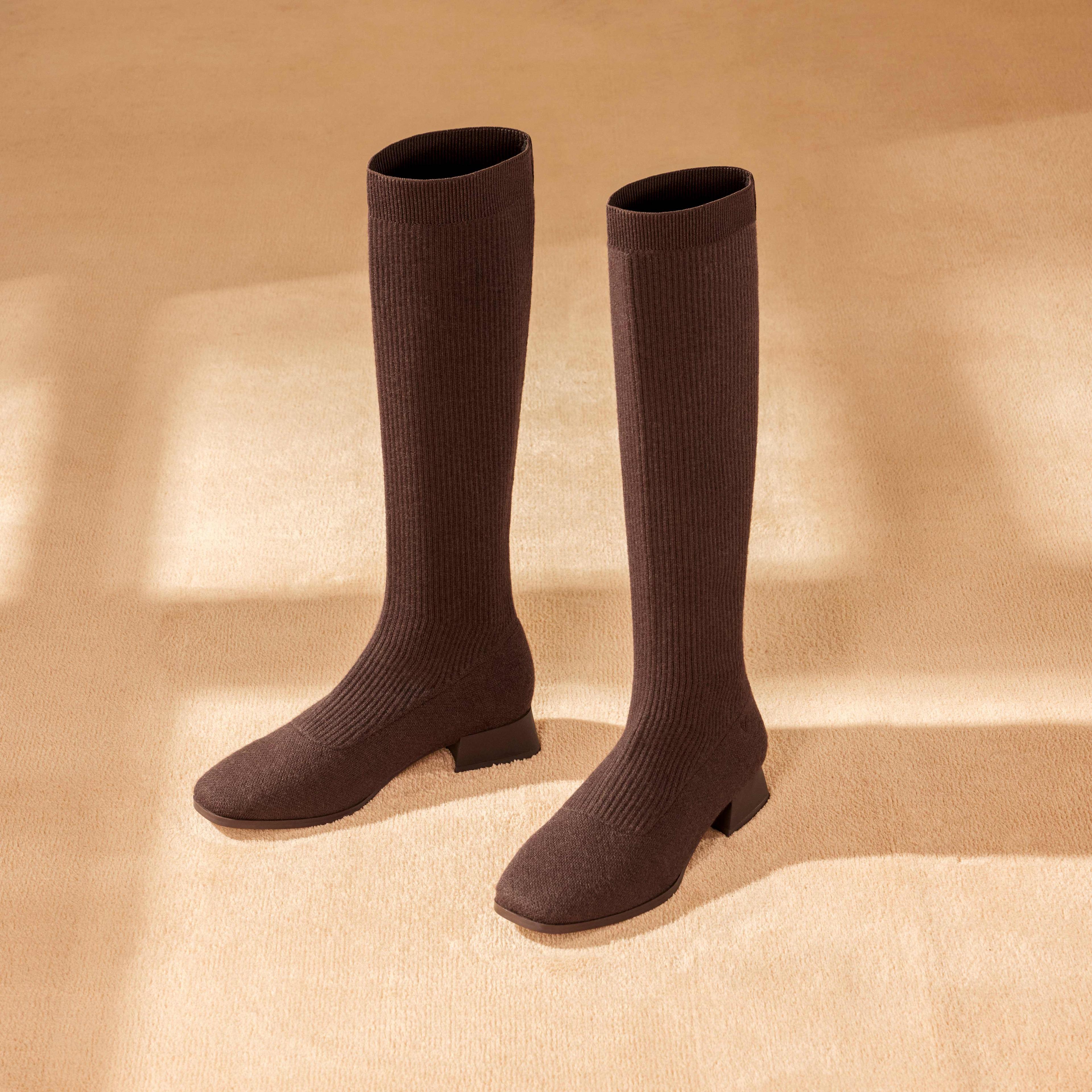 Square-Toe Water Repellent Wool Knee-High Boots (Tara Pro) Product Image