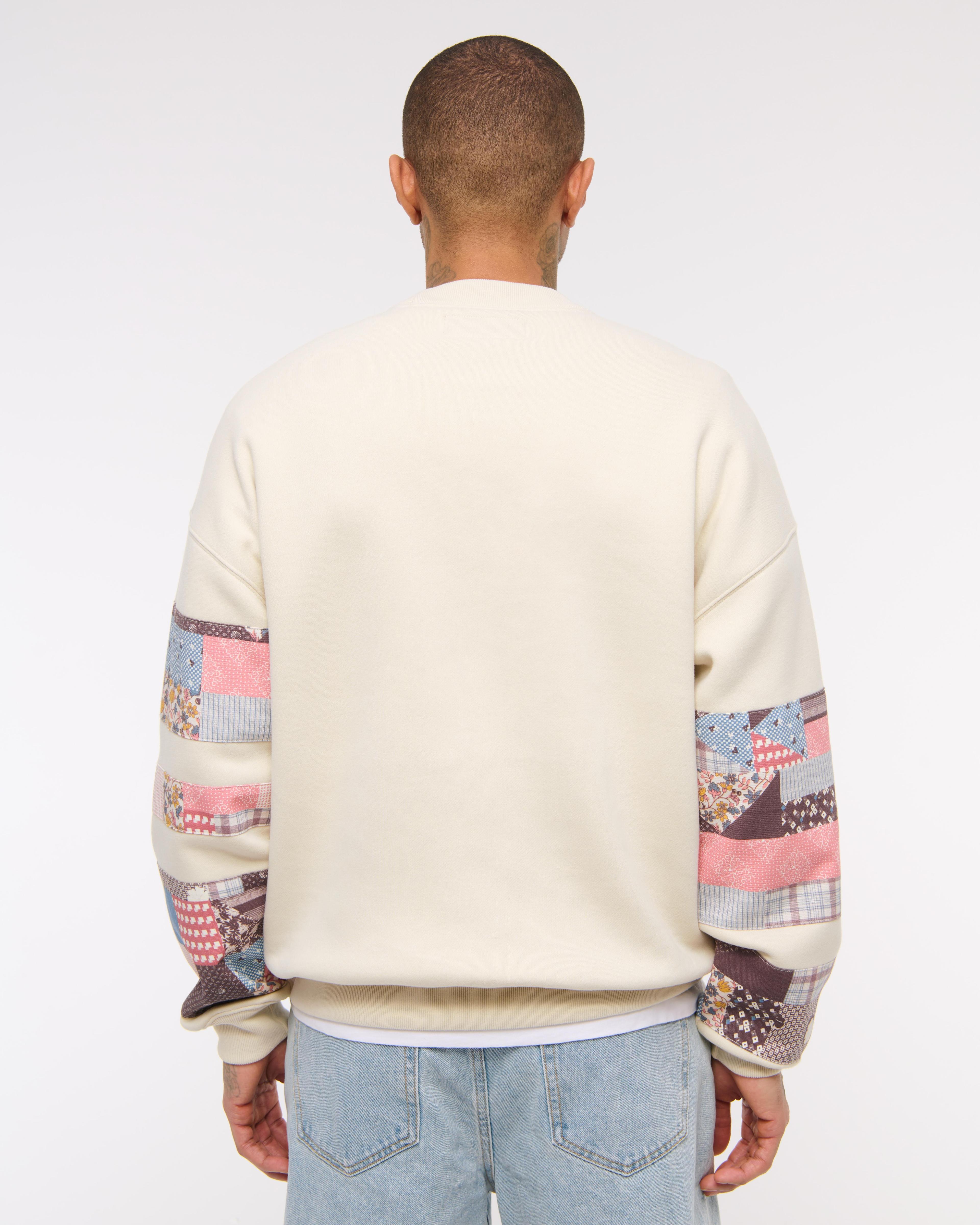 Essential Crew Sweatshirt Product Image