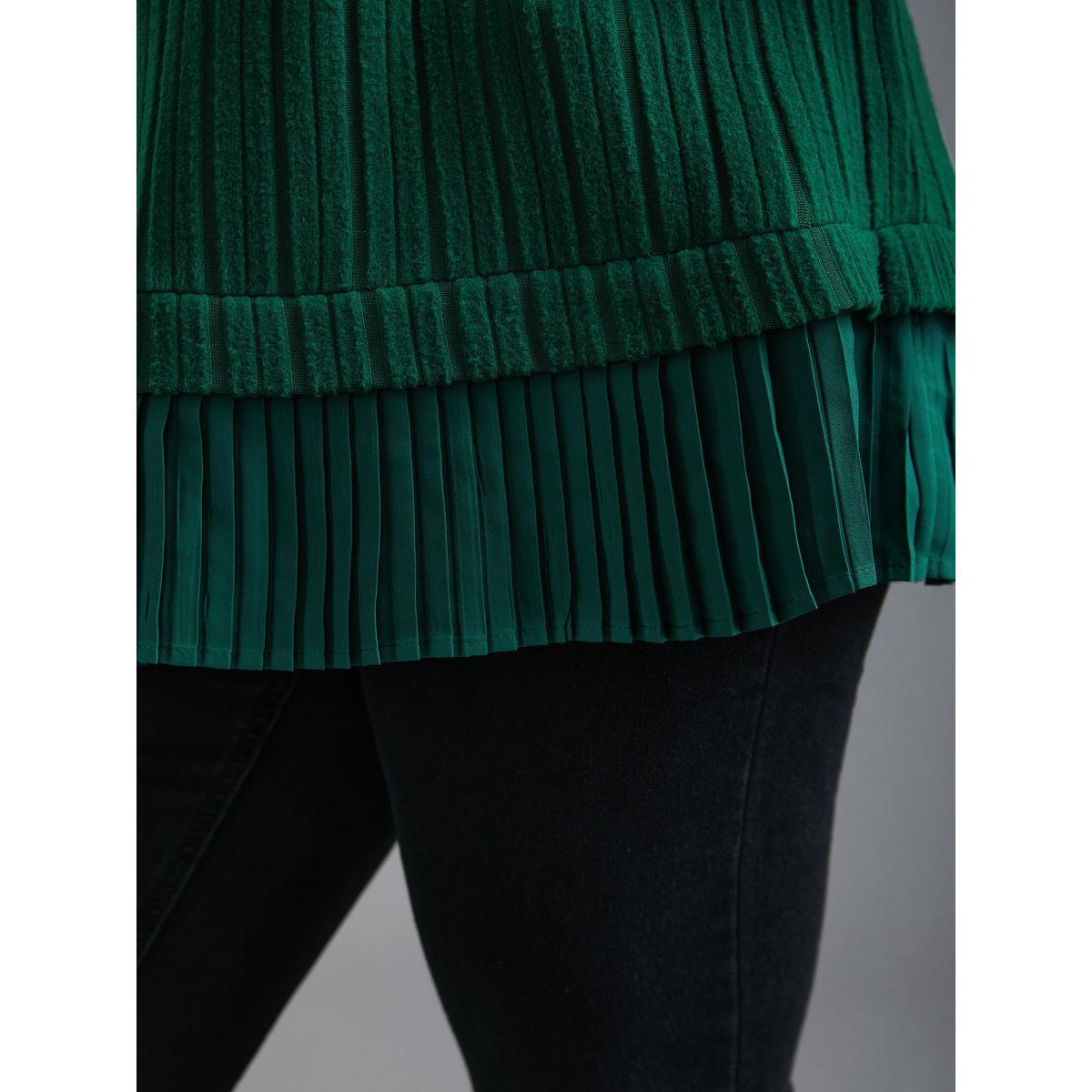 Plus Size Crew Neck Plain Pit Strip T-Shirt DarkGreen Women Casual Texture Round Neck Everyday T-shirts BloomChic 28/5X Product Image