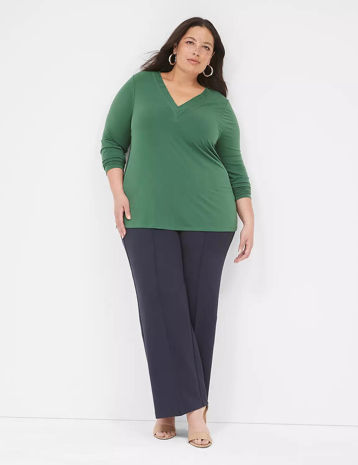 Swing V-Neck 3-Pleat Top Product Image