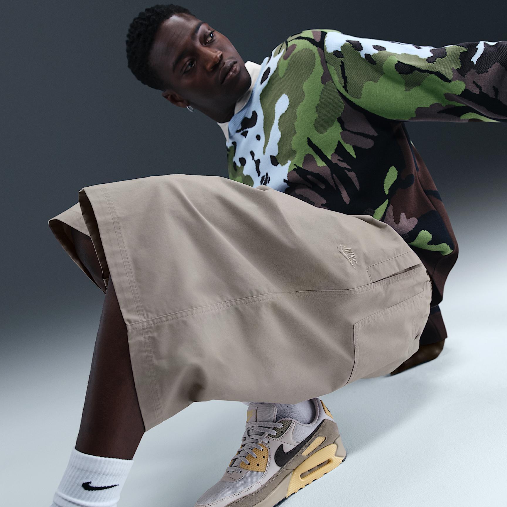 Nike Club Men's Oversized Shorts Product Image