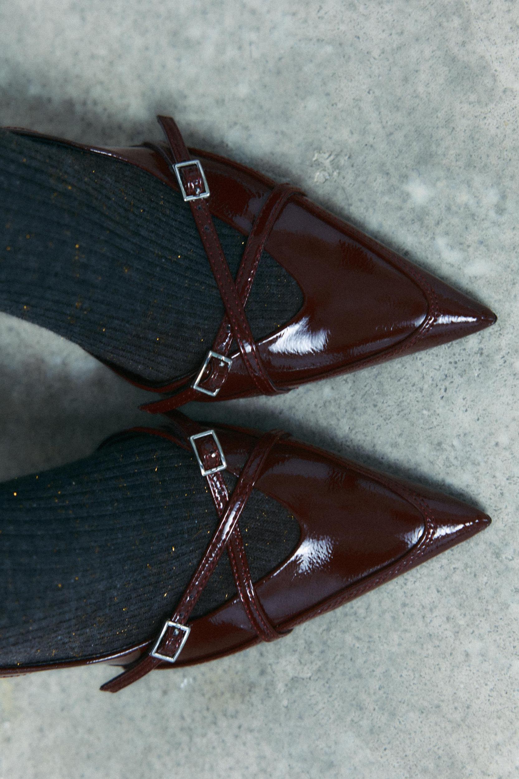 BUCKLED STRAP HEELED SHOES Product Image