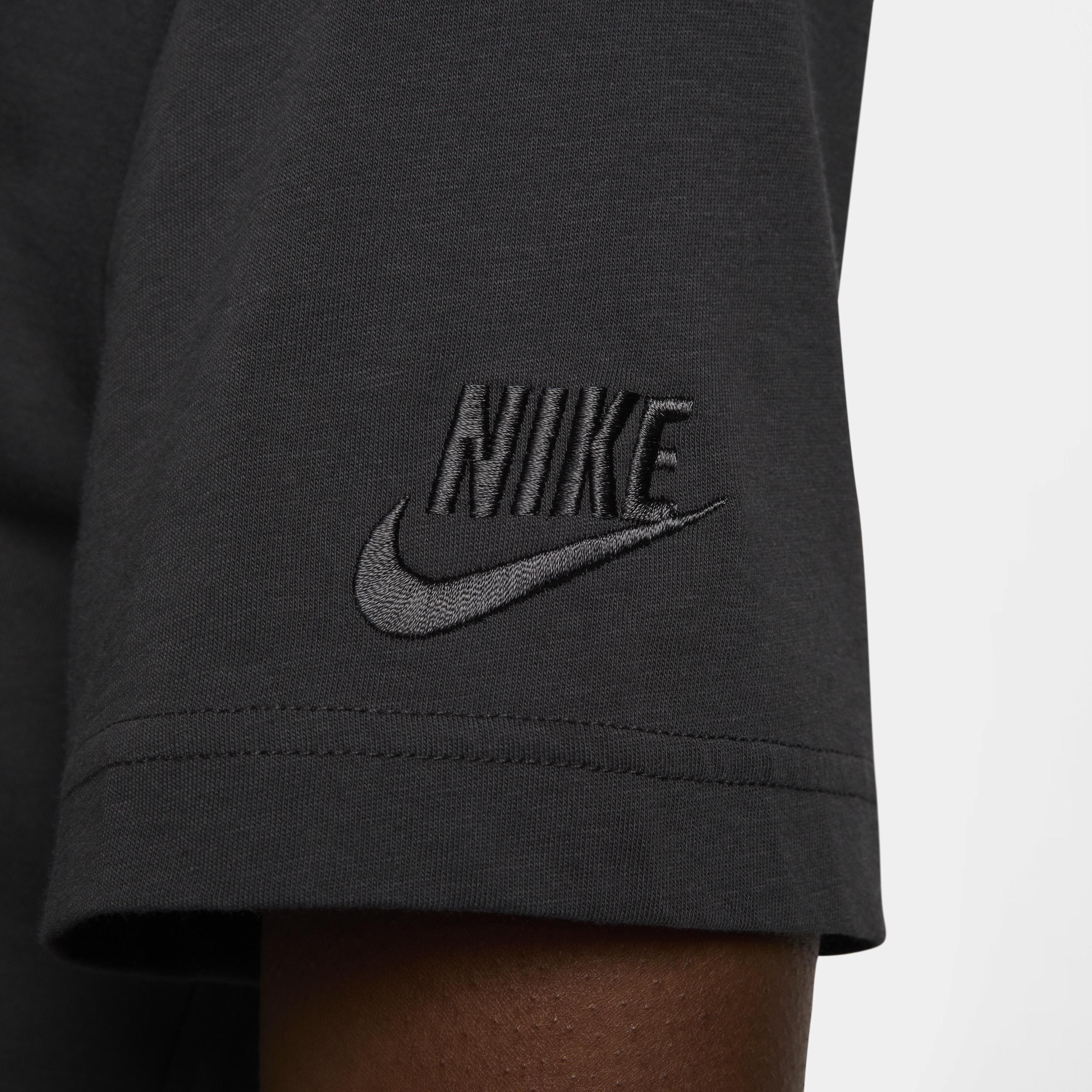 Women's Nike Sportswear Cropped T-Shirt Product Image