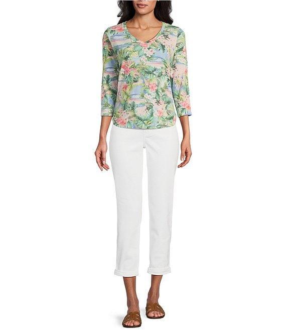 Tommy Bahama Ashby Isles Ocean Vida Tropical Printed Slub Rib V-Neck 3/4 Sleeve Tee Product Image