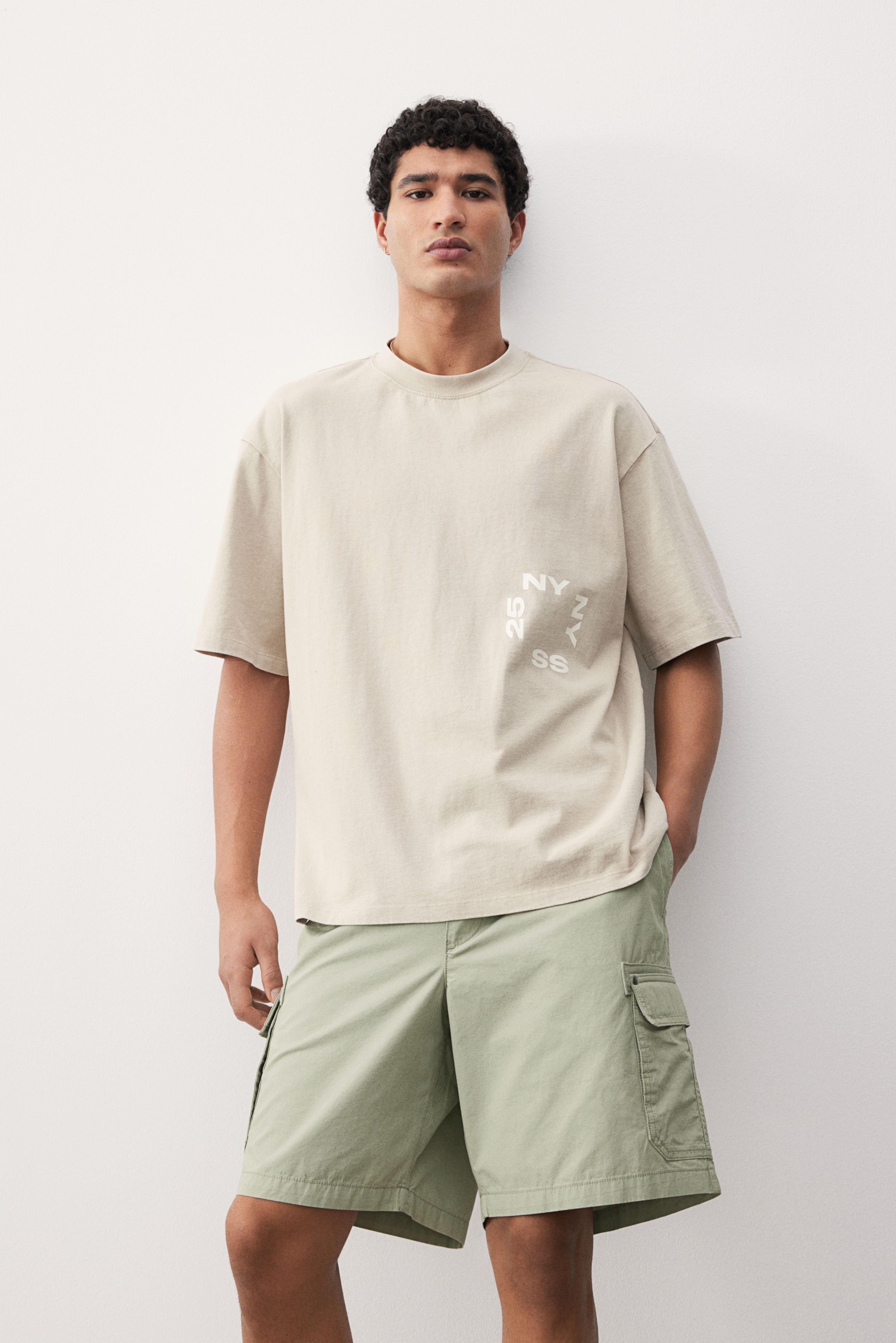 Relaxed-Fit Cargo Shorts Product Image