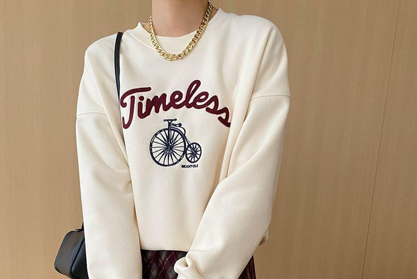 Round Neck Bicycle Print Lettering Fleece-Lined Pullover Product Image