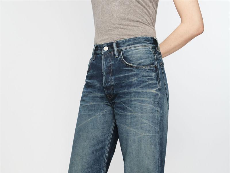 Mid Rise Washed Wide Leg Jeans Product Image