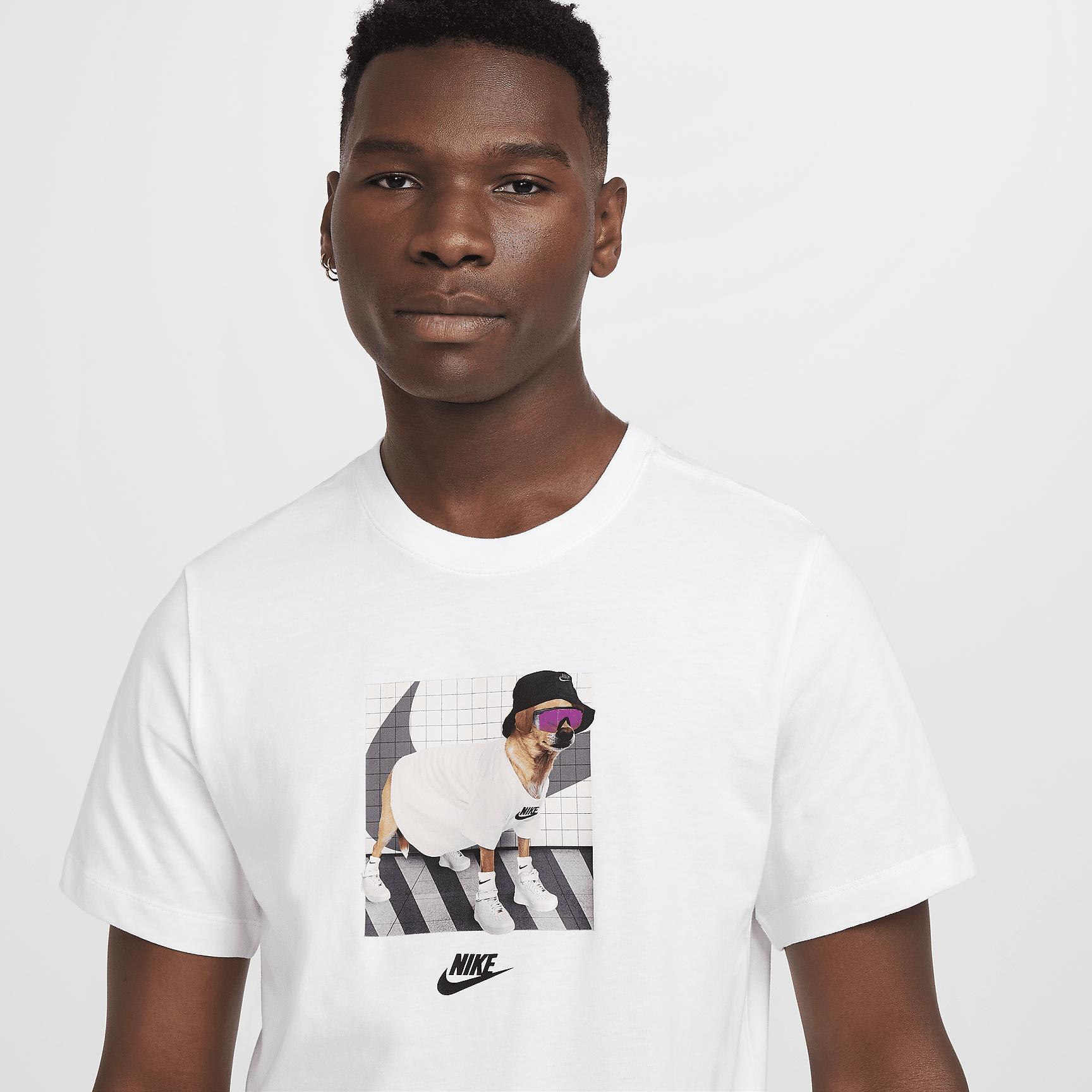 Nike Sportswear T-Shirt Product Image