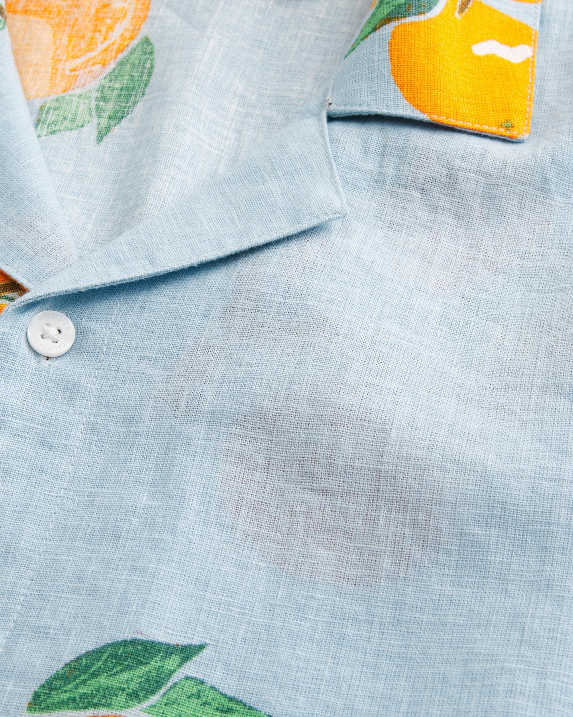 Boxy Short-Sleeve Linen-Blend Shirt Product Image