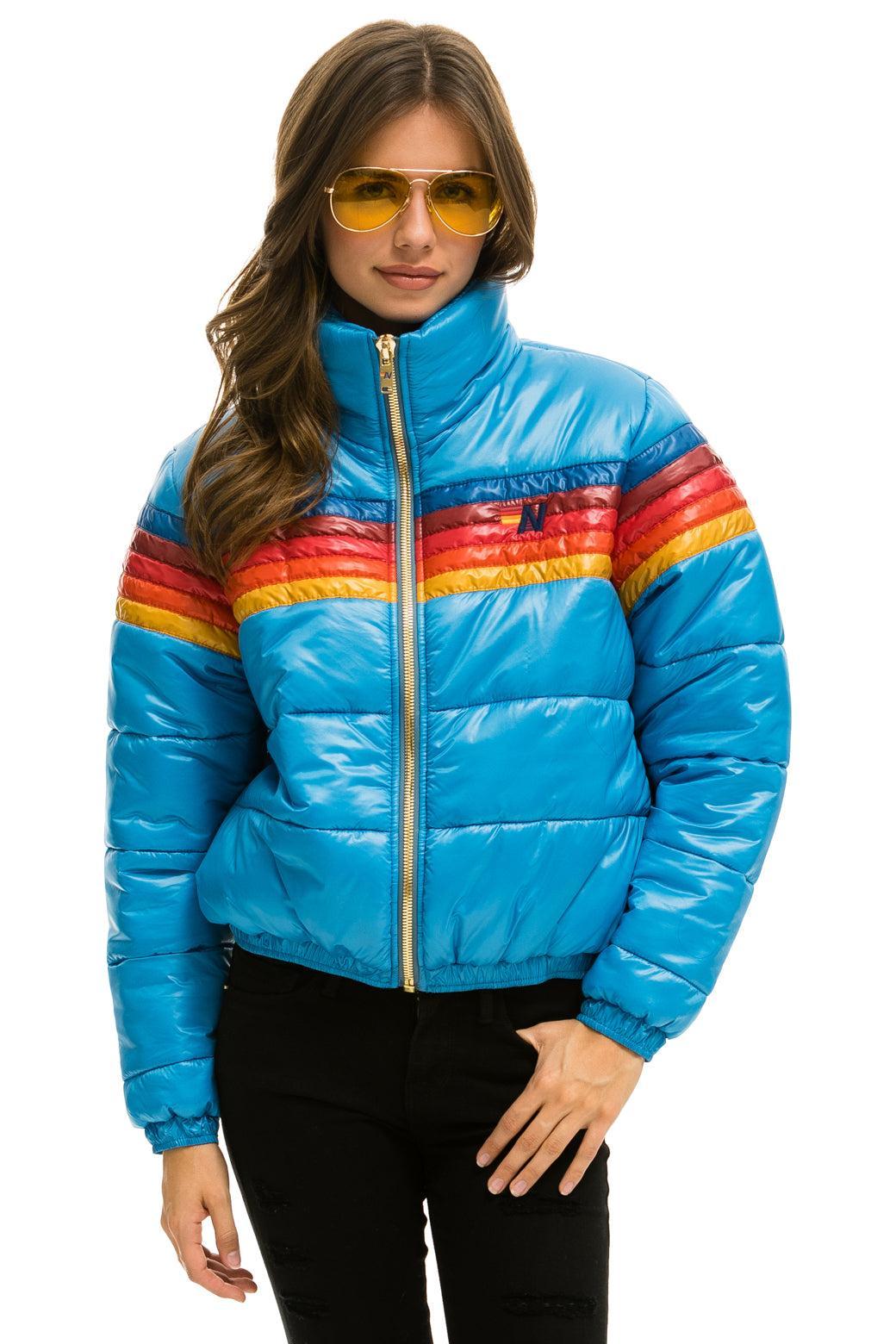 5 STRIPE LUXE APRES PUFFER JACKET - GLOSSY OCEAN Female Product Image