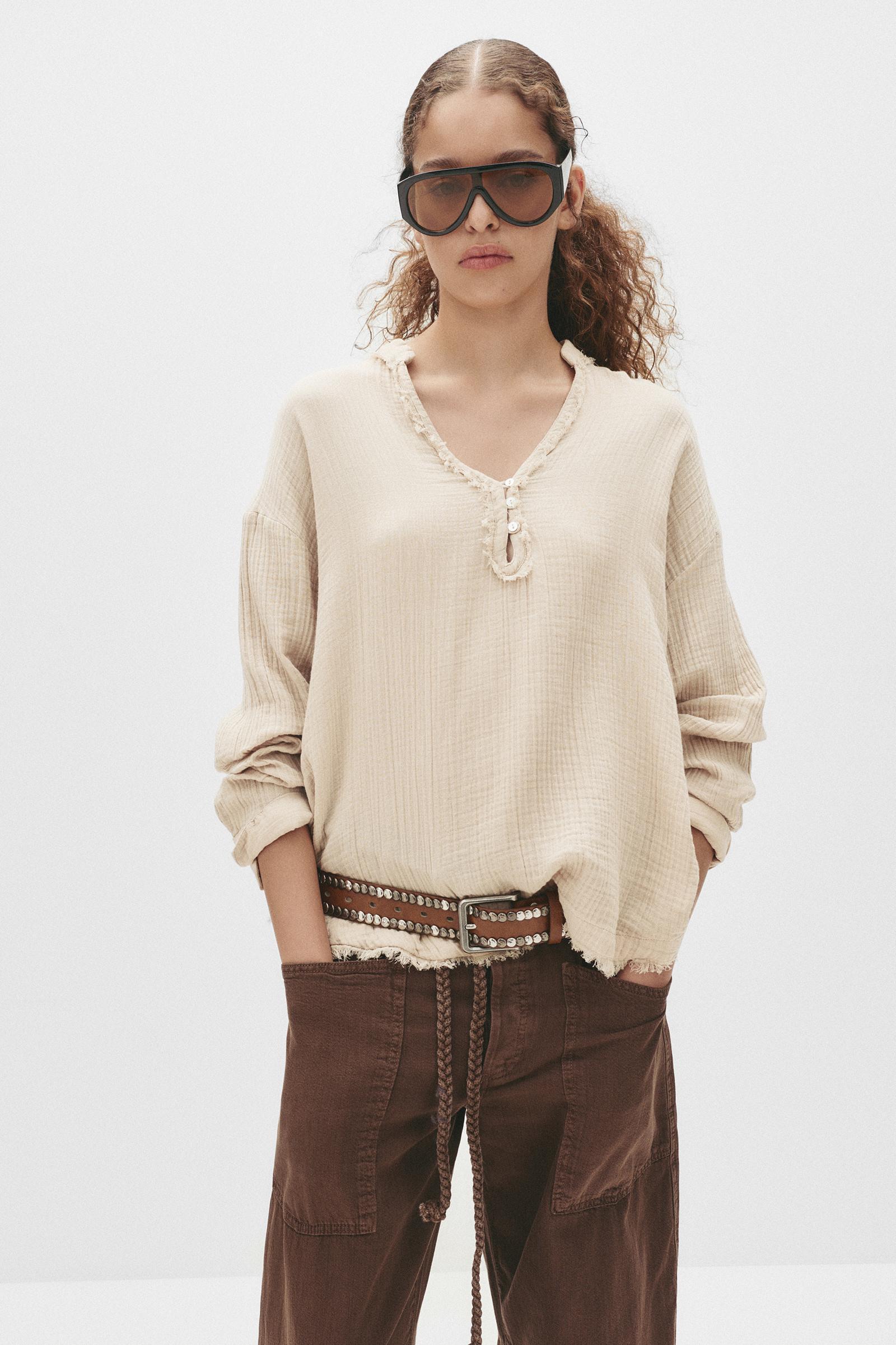 Rustic oversize blouse Product Image