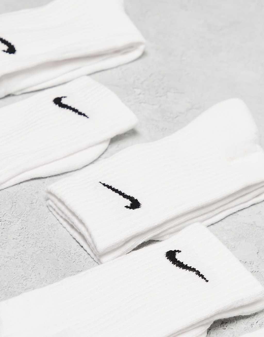 Nike Training Everyday Cushioned 6 pack crew sock in white Product Image