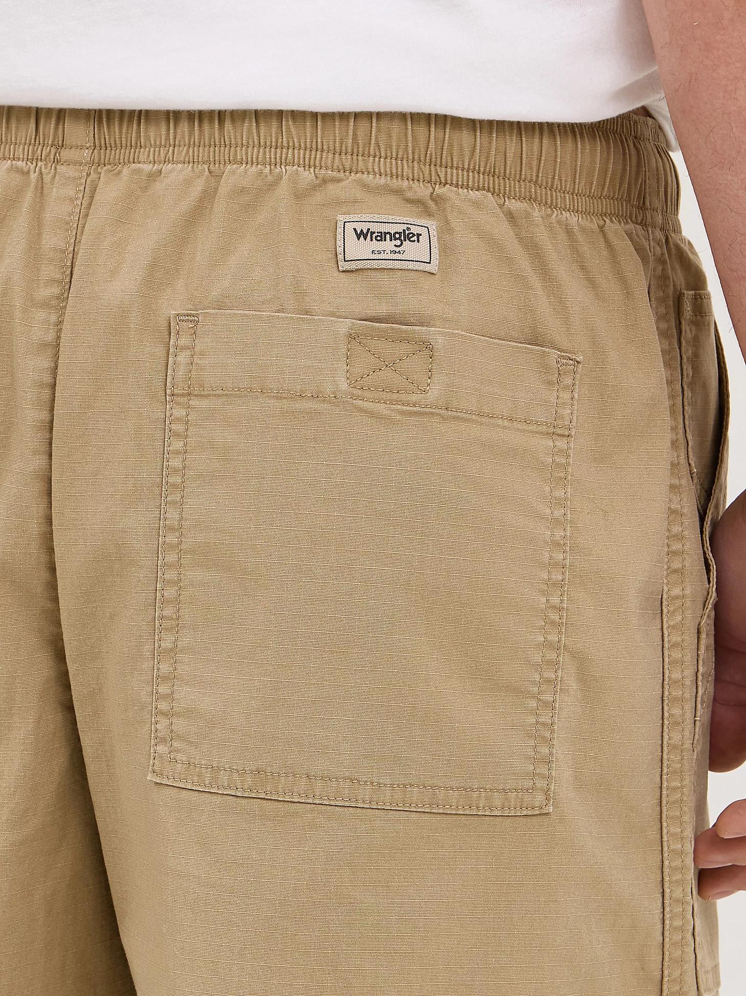 Men's Utility Pull On Short | Men's SHORTS | Wrangler® Product Image