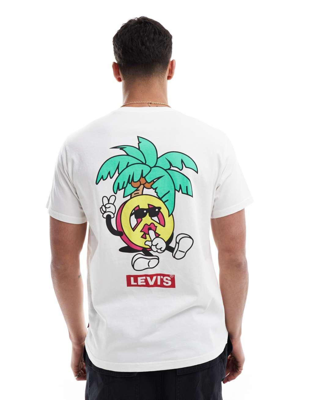 Levi's babytab logo back print t-shirt relaxed fit in white Product Image