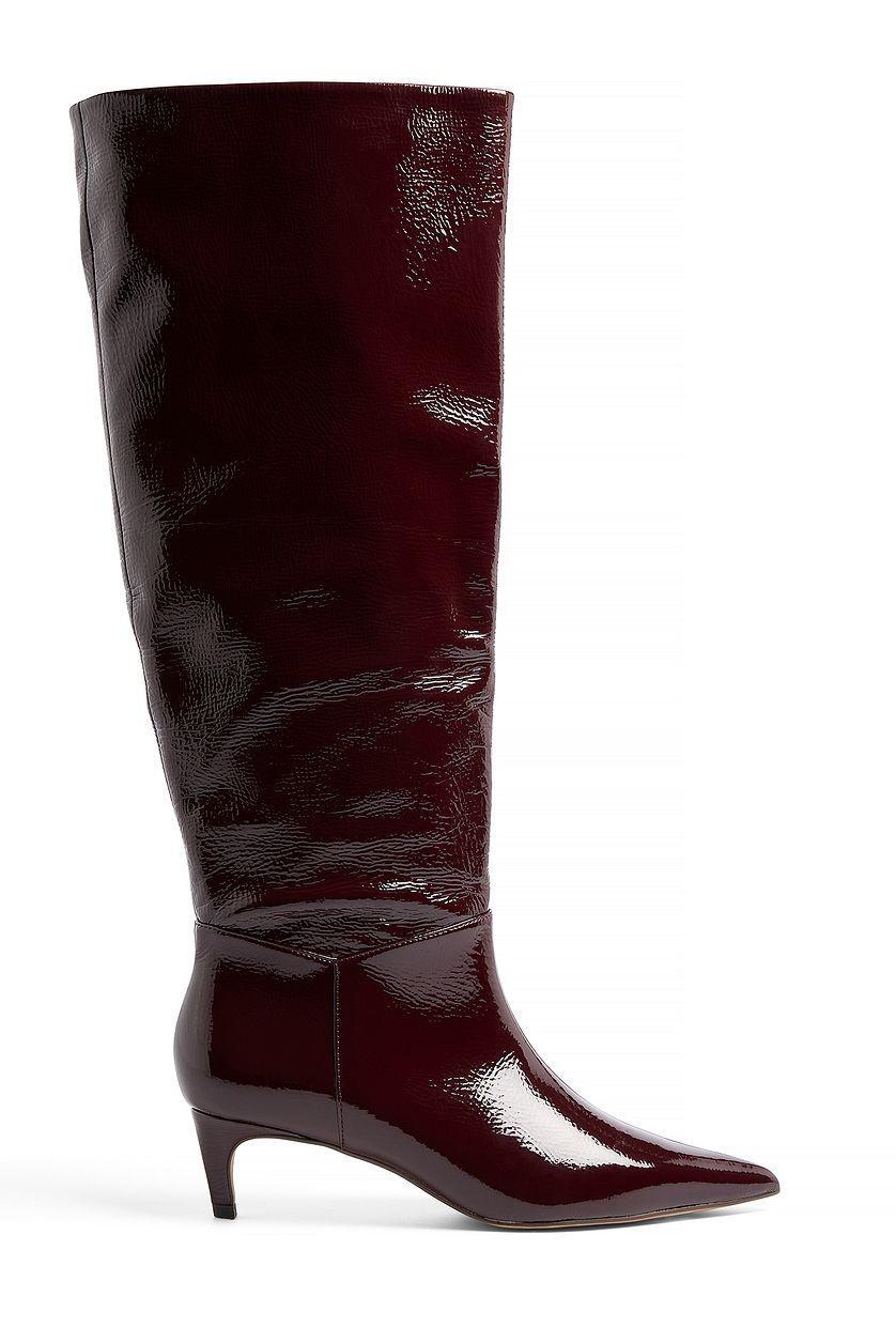 Textured glossy boots Product Image