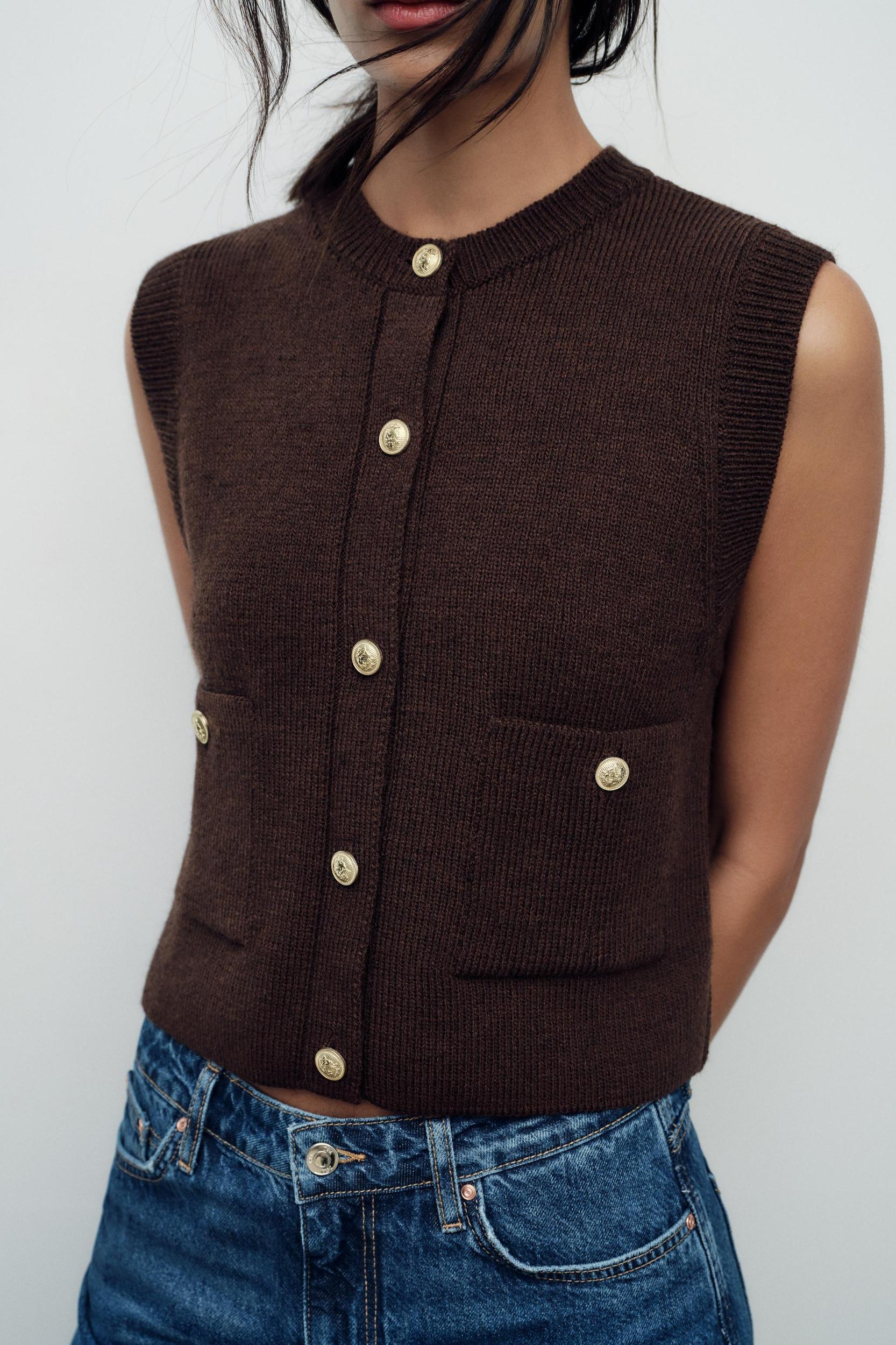 SMOOTH KNIT VEST TOP Product Image