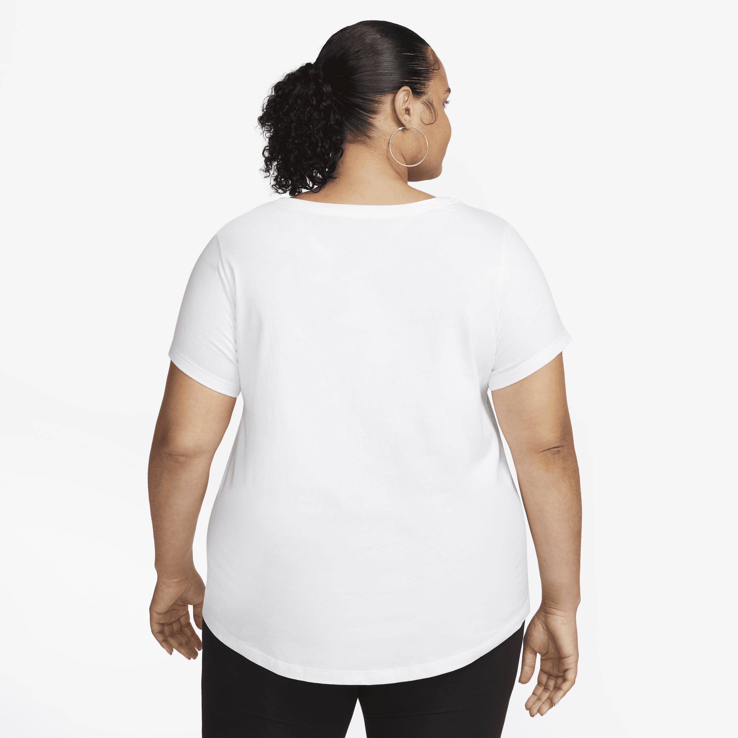 Womens Nike Sportswear Essentials Logo T-Shirt (Plus Size) Product Image