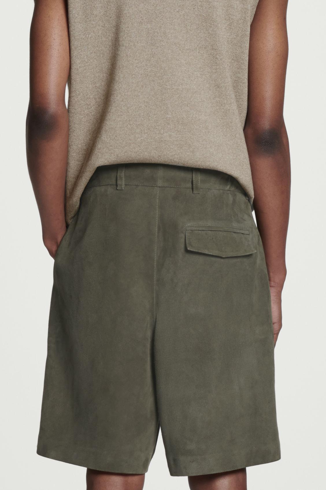 TAILORED SUEDE SHORTS Product Image