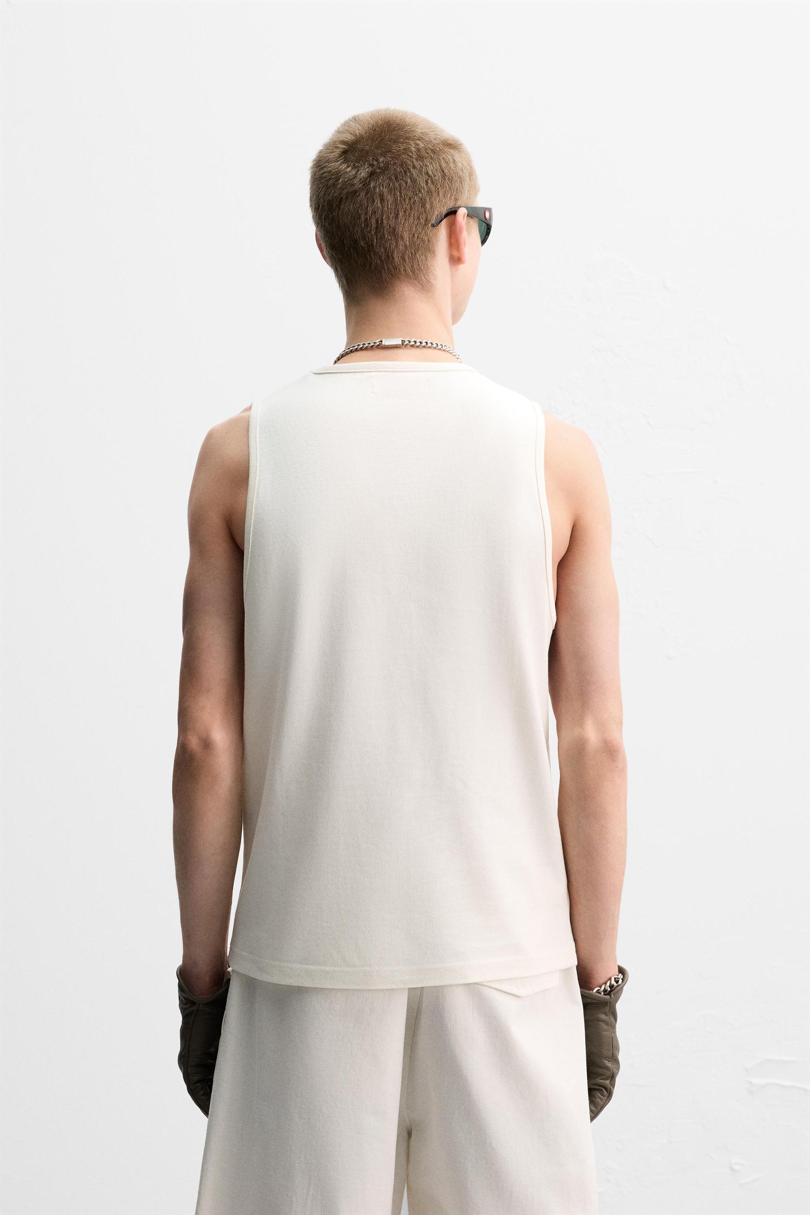 TANK TOP LIMITED EDITION Product Image